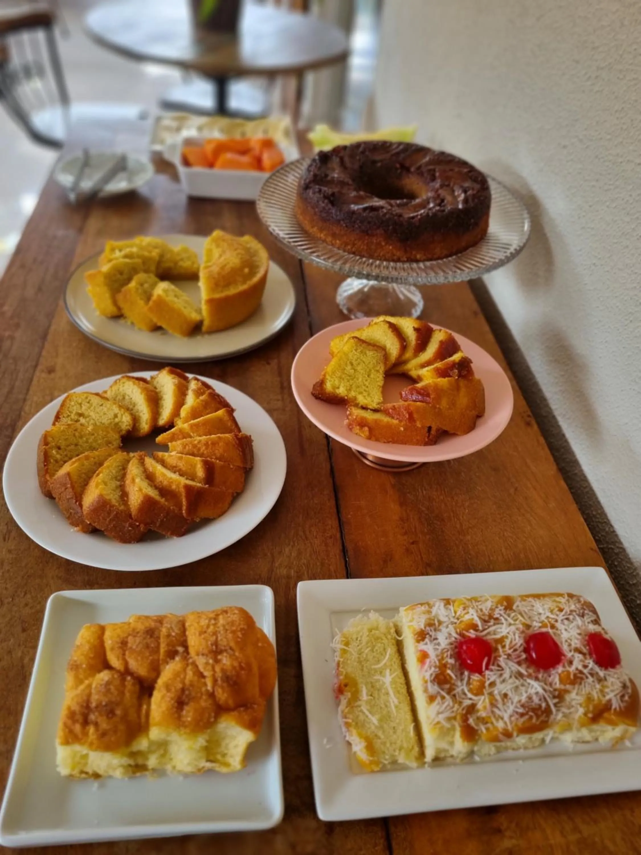 Buffet breakfast in Pousada das Orquídeas