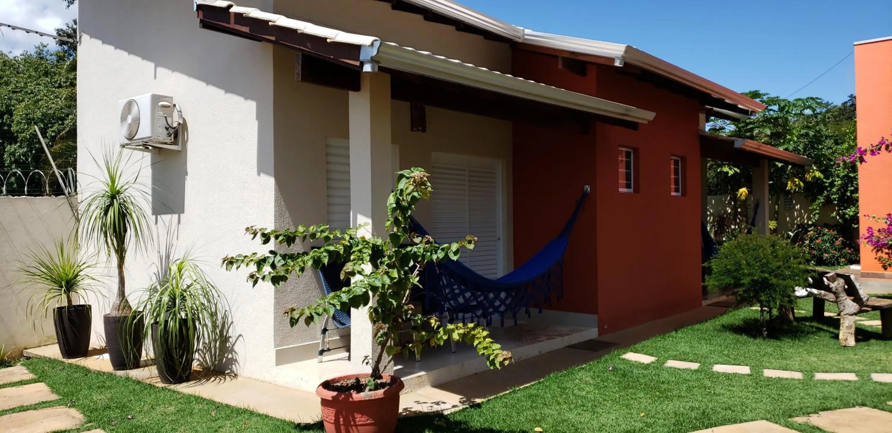 Property building in Pousada das Orquídeas