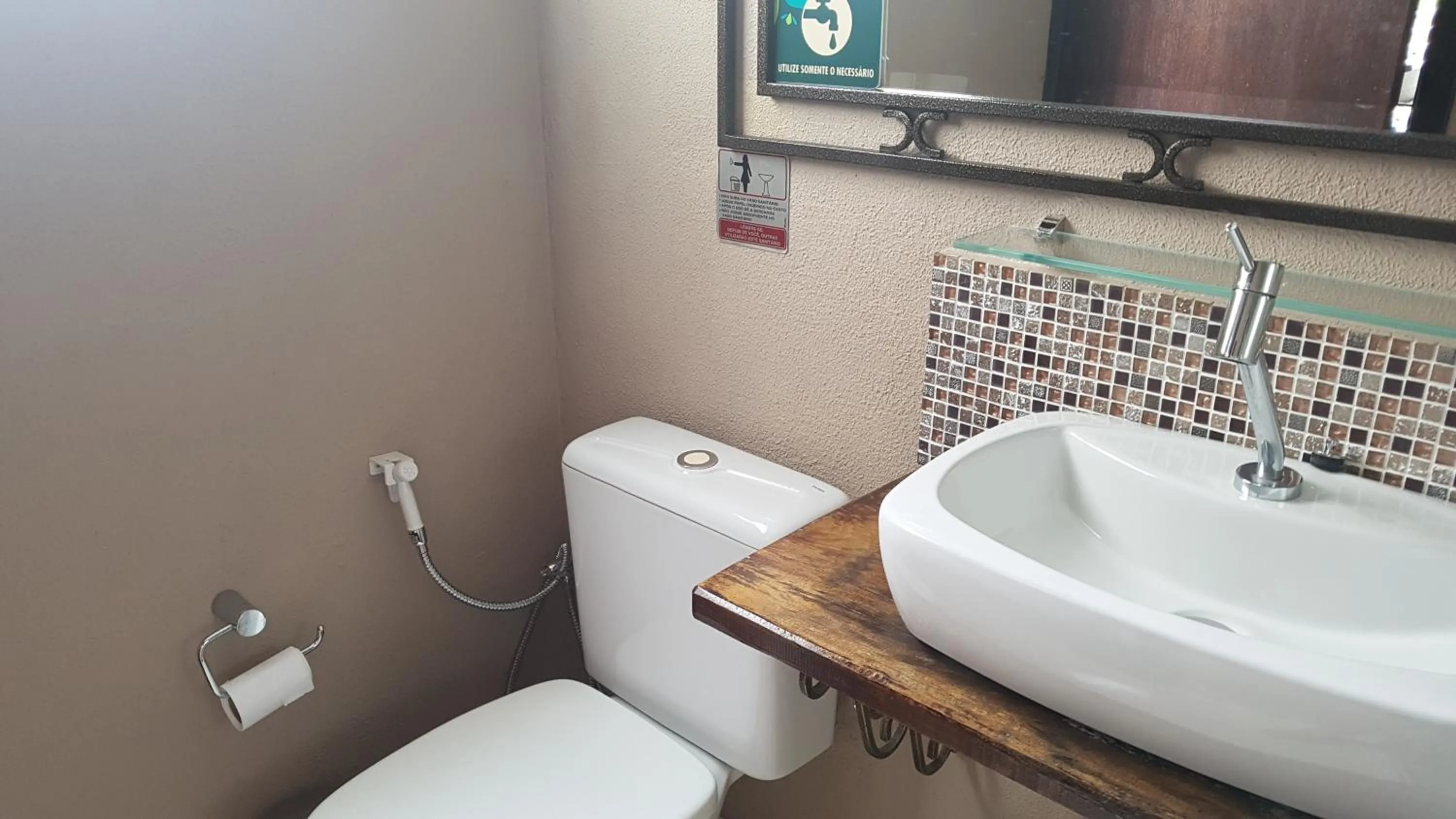 Bathroom in Pousada das Orquídeas