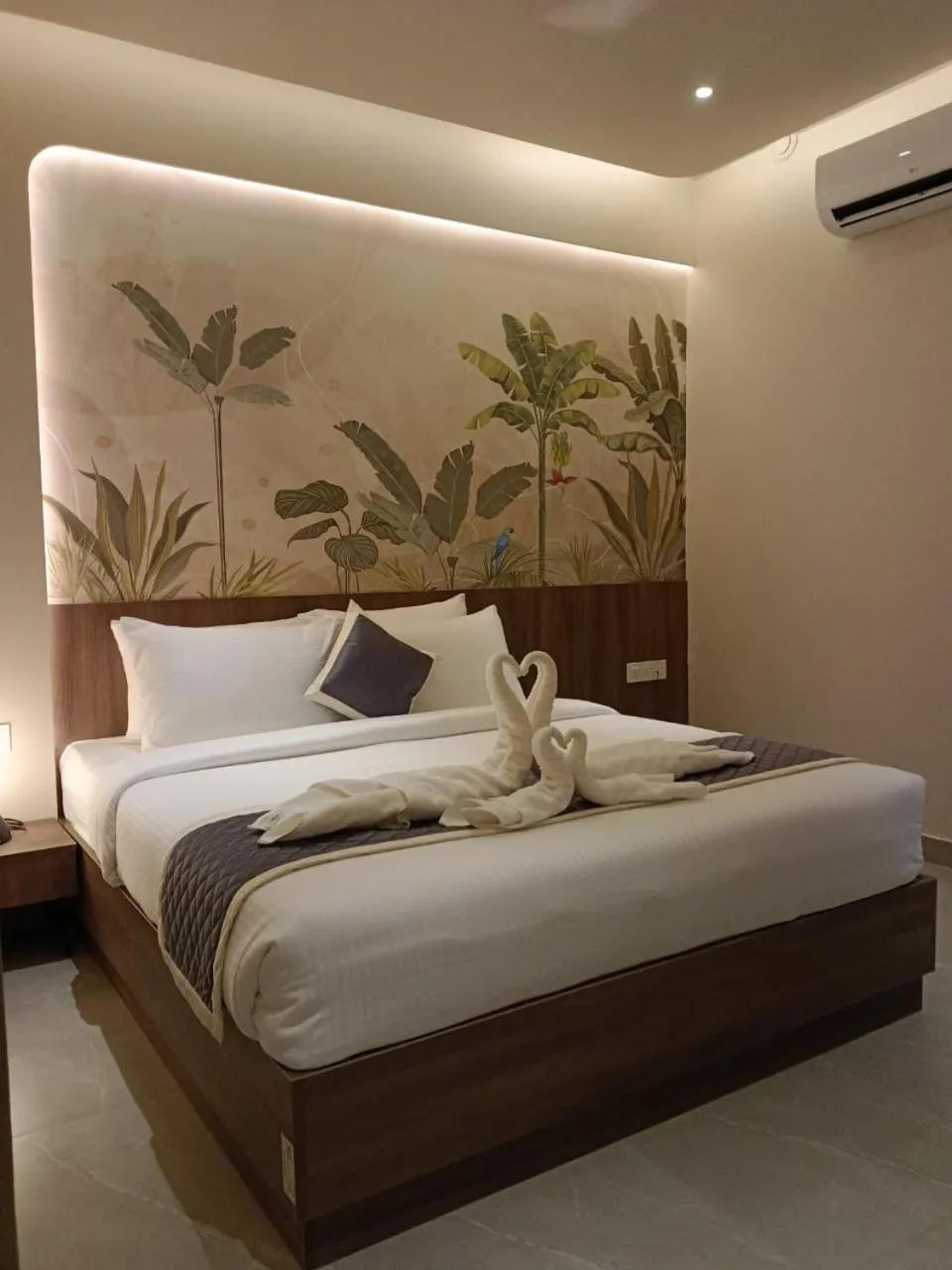 Bed in Hotel Muthahalli Grand