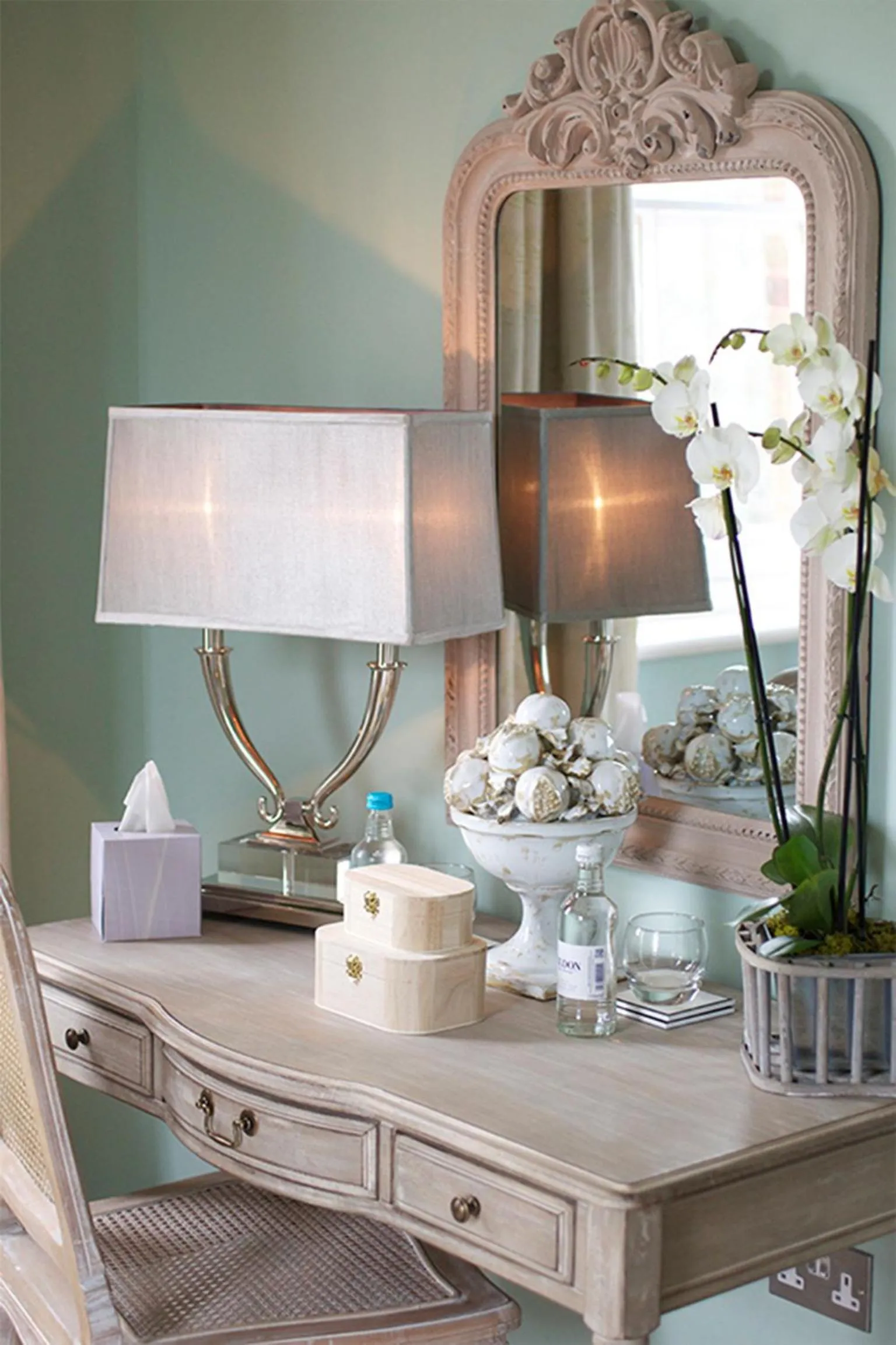 Decorative detail in The Packhorse Inn