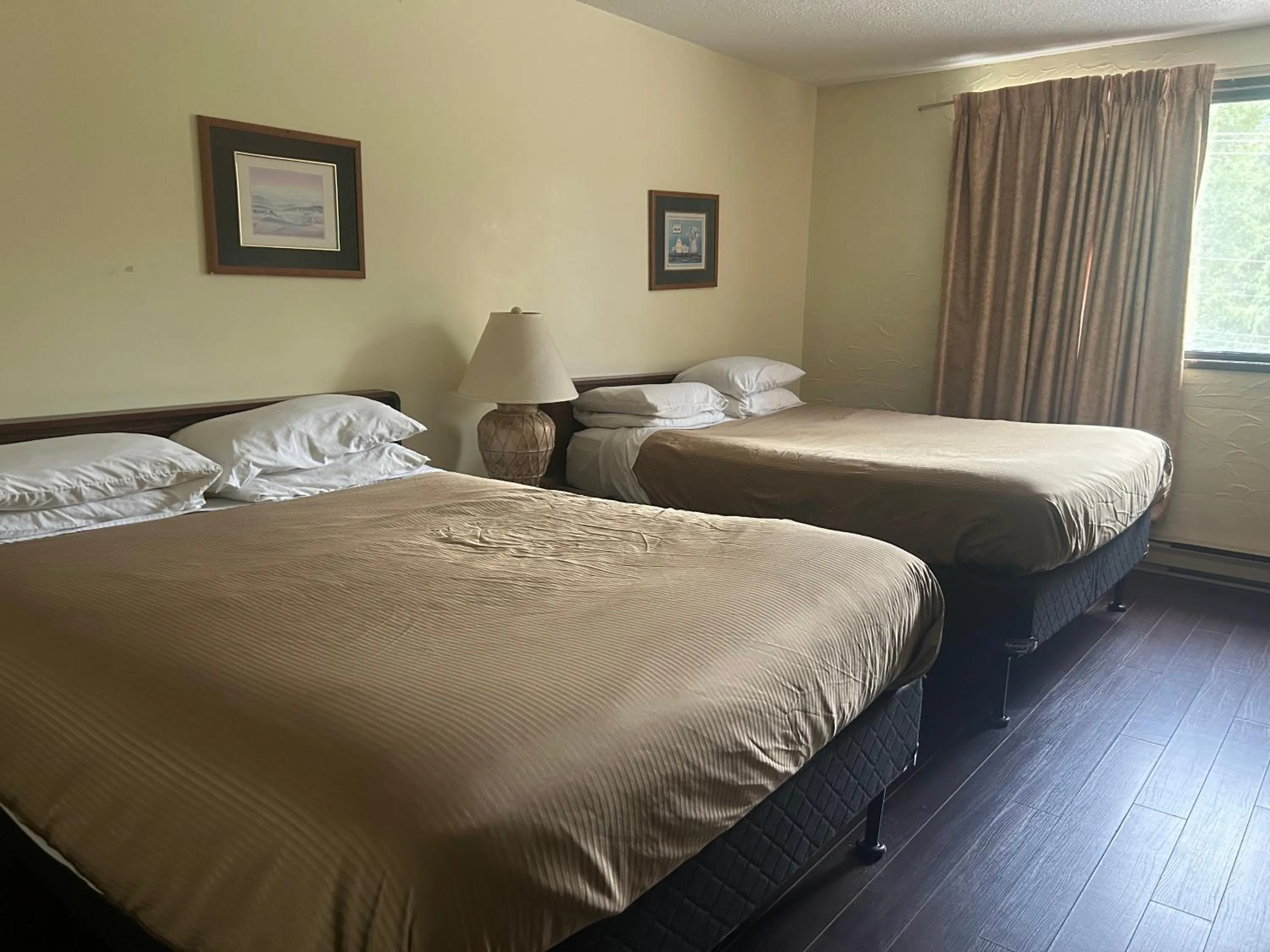 Bed in Villagers Inn