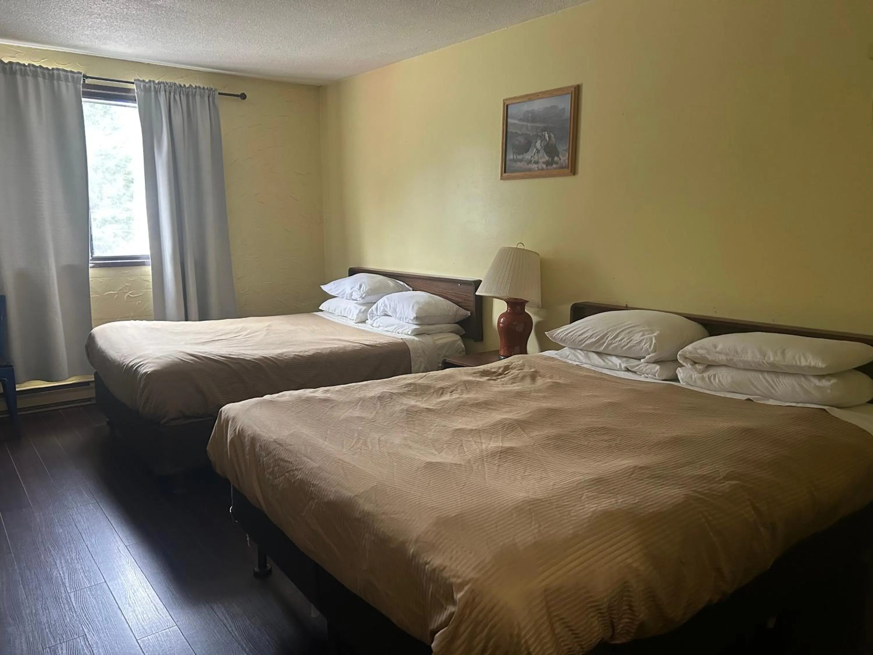 Bed in Villagers Inn