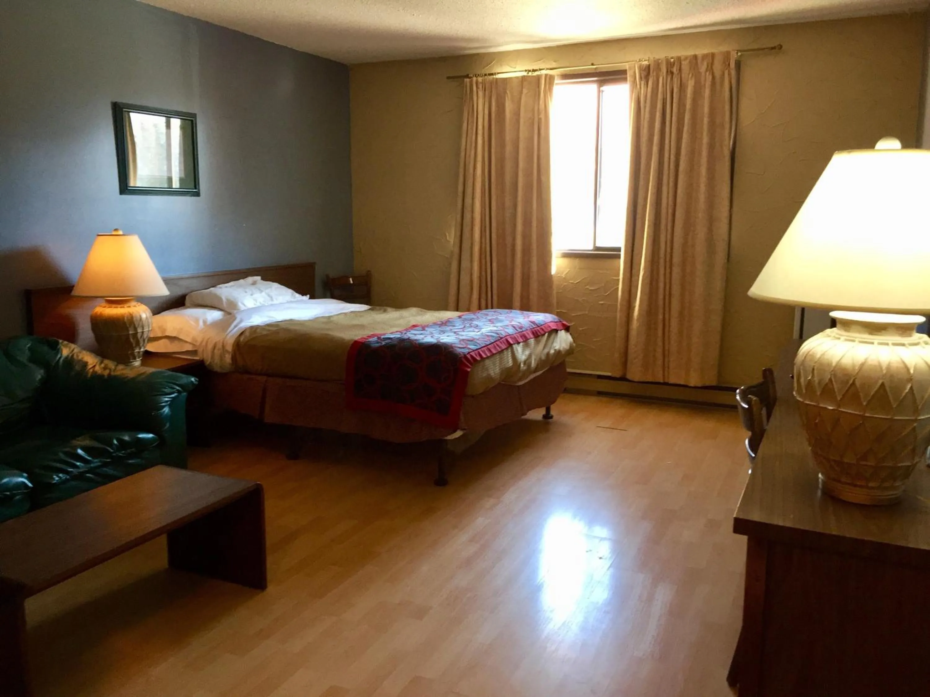 Bed in Villagers Inn