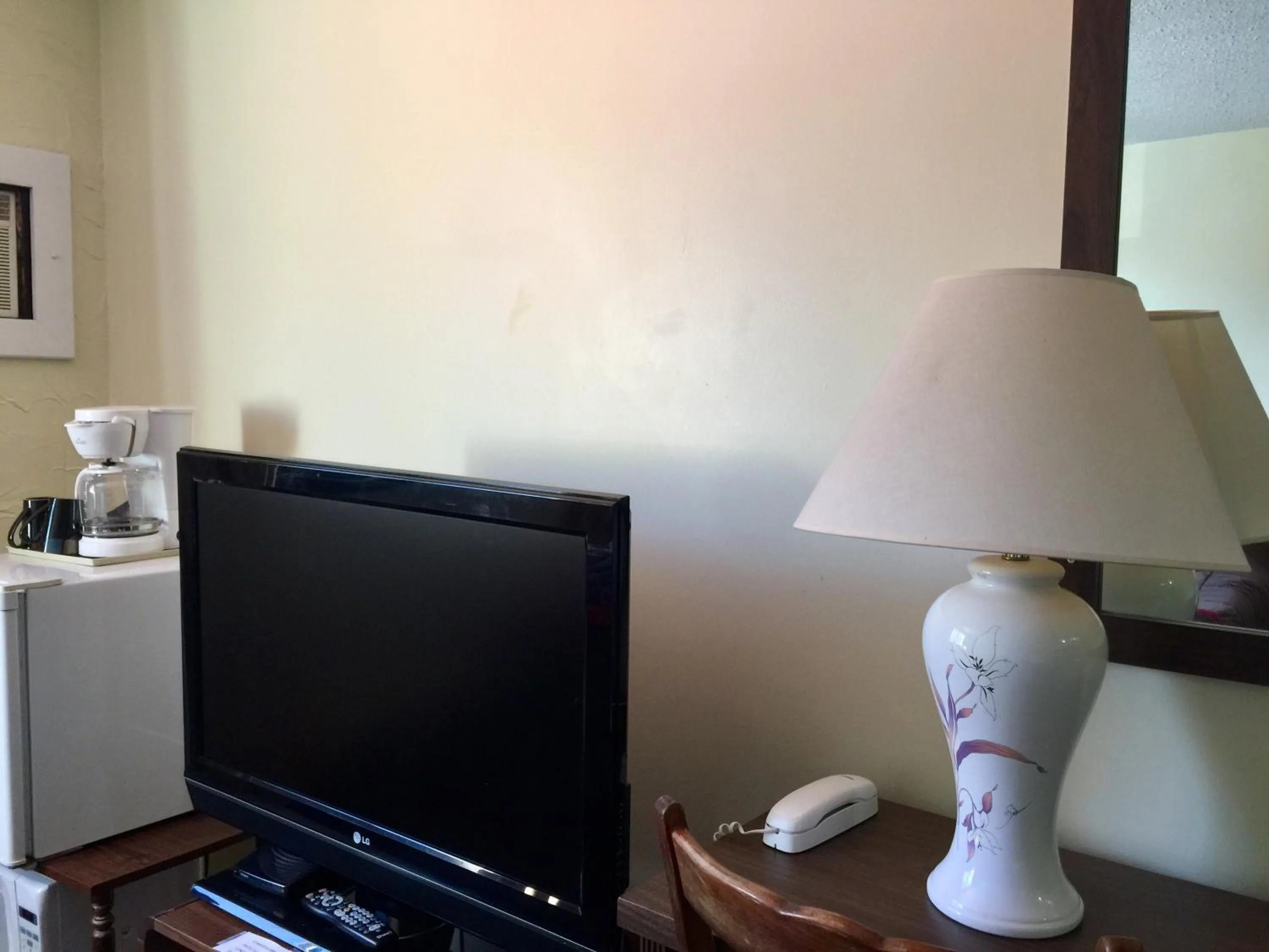 TV and multimedia in Villagers Inn