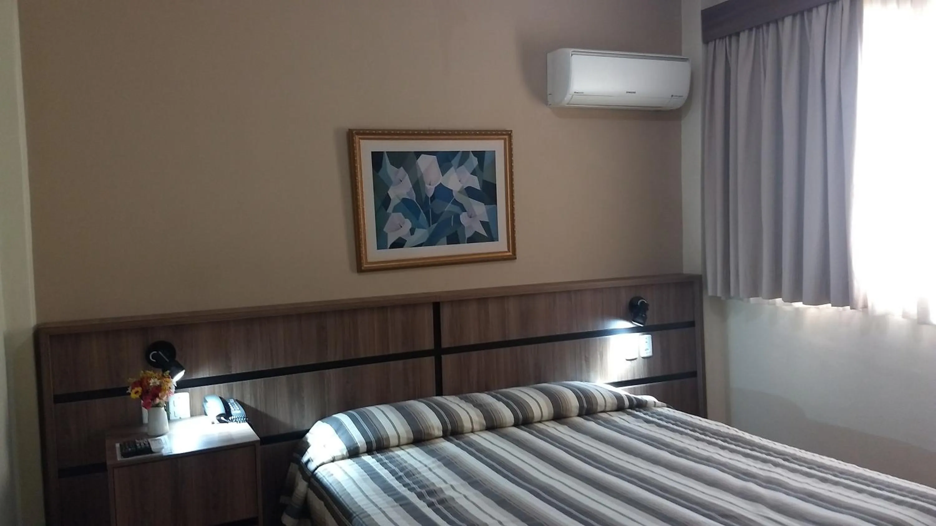 Bed in Castel Plaza Hotel