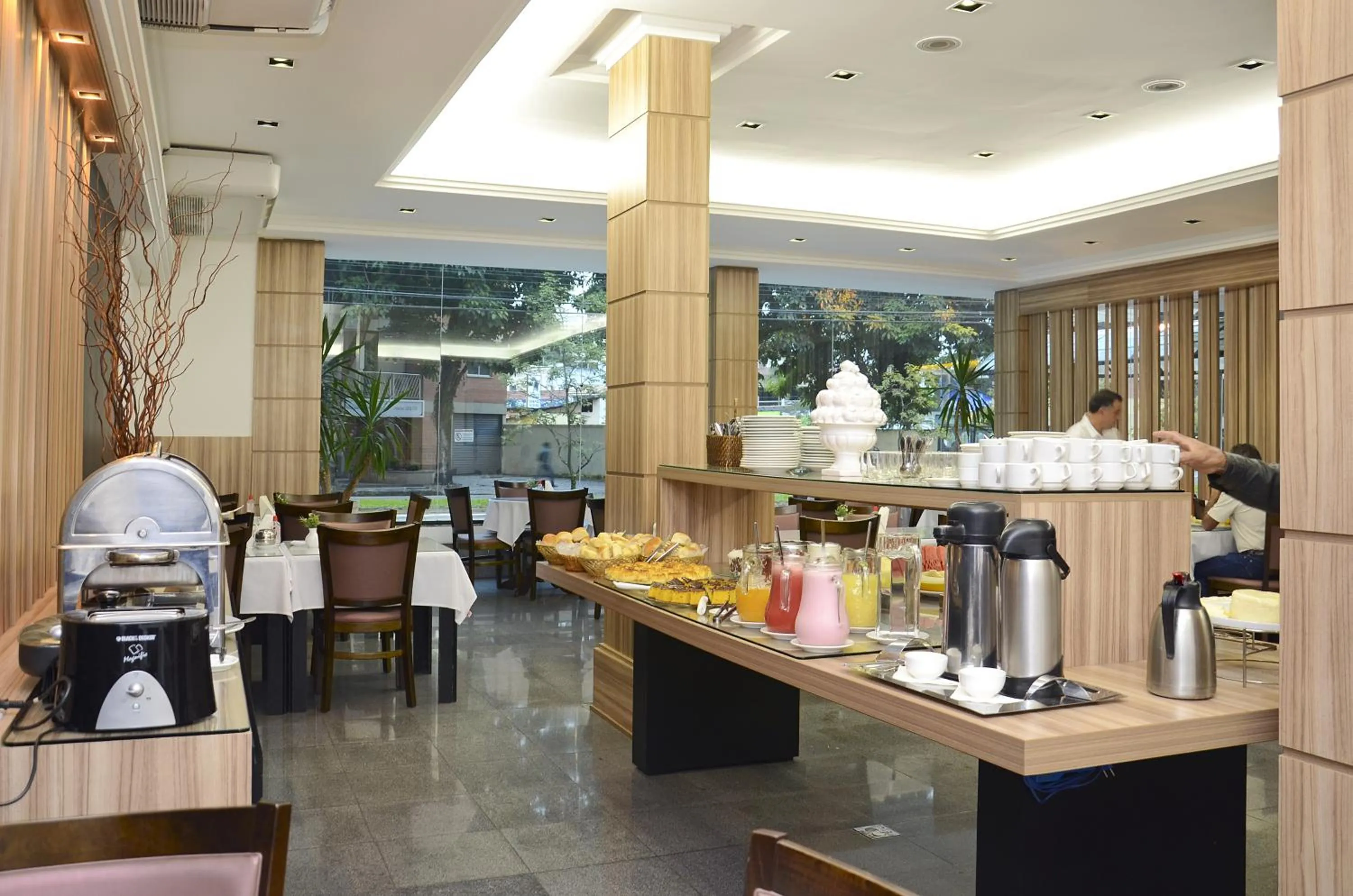 Food in Castel Plaza Hotel