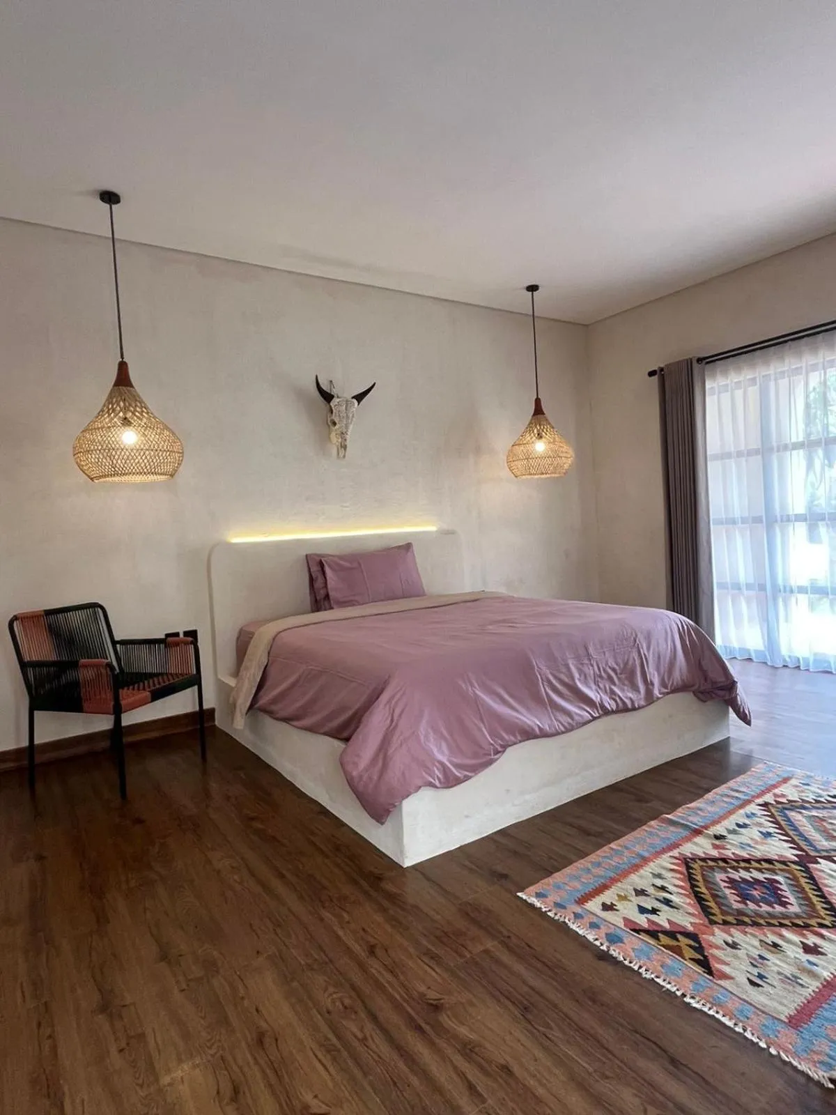 Bed in El Campo Mushroom