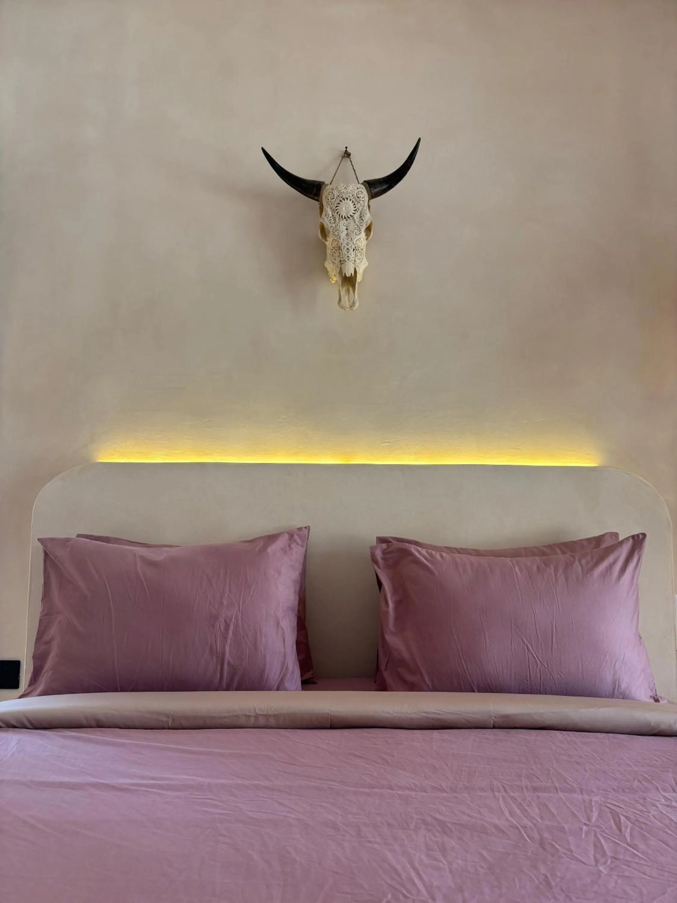 Bedroom, Bed in El Campo Mushroom
