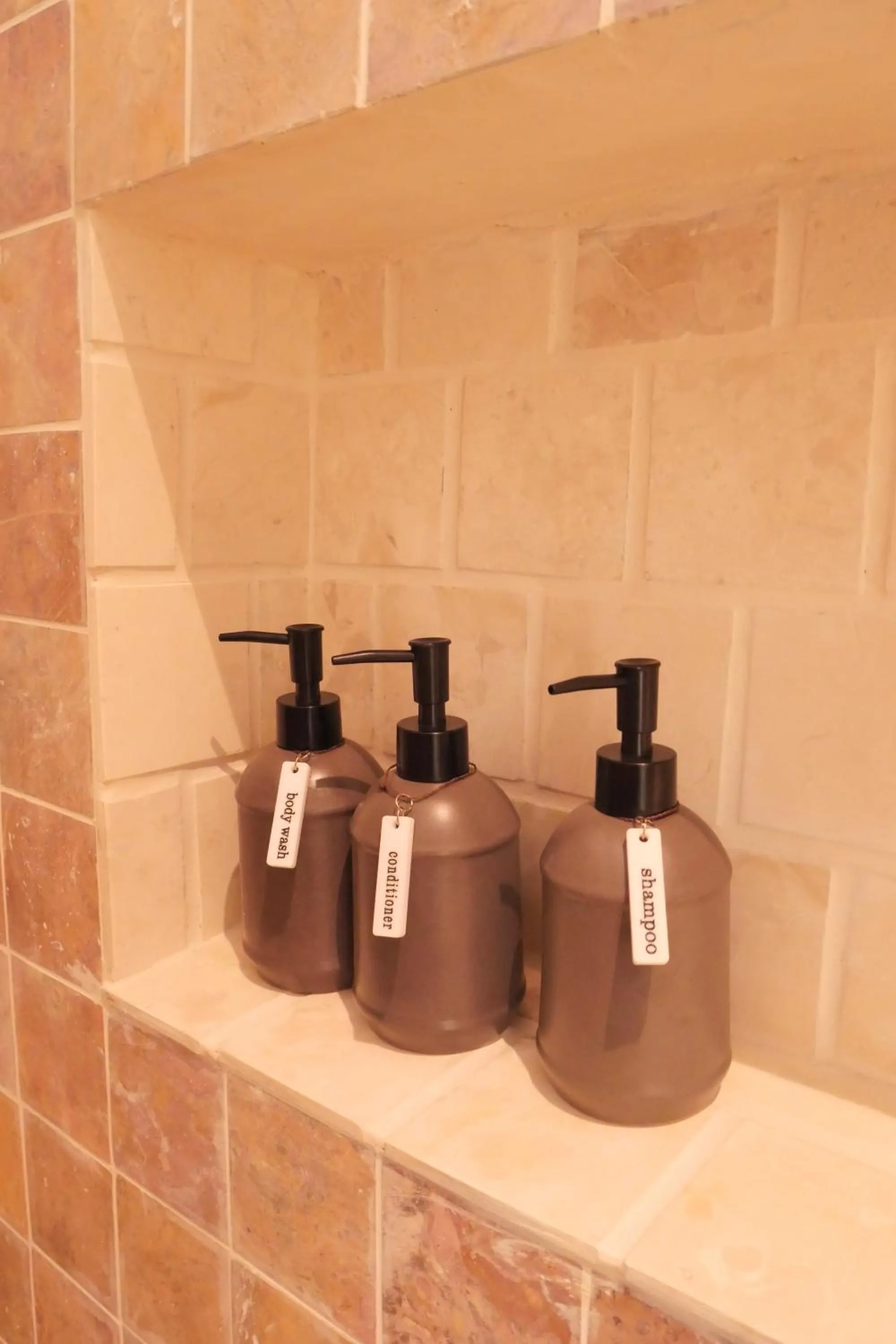 Bathroom in El Campo Mushroom