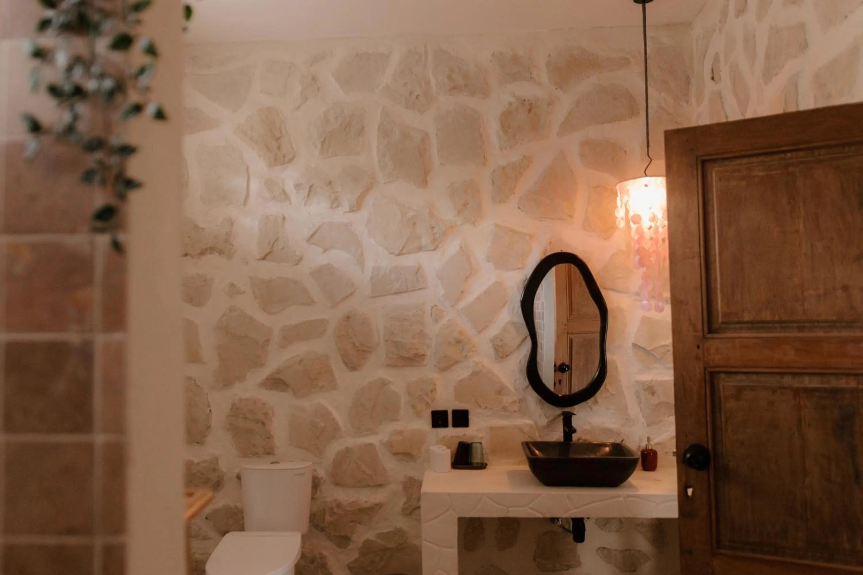 Bathroom in El Campo Mushroom