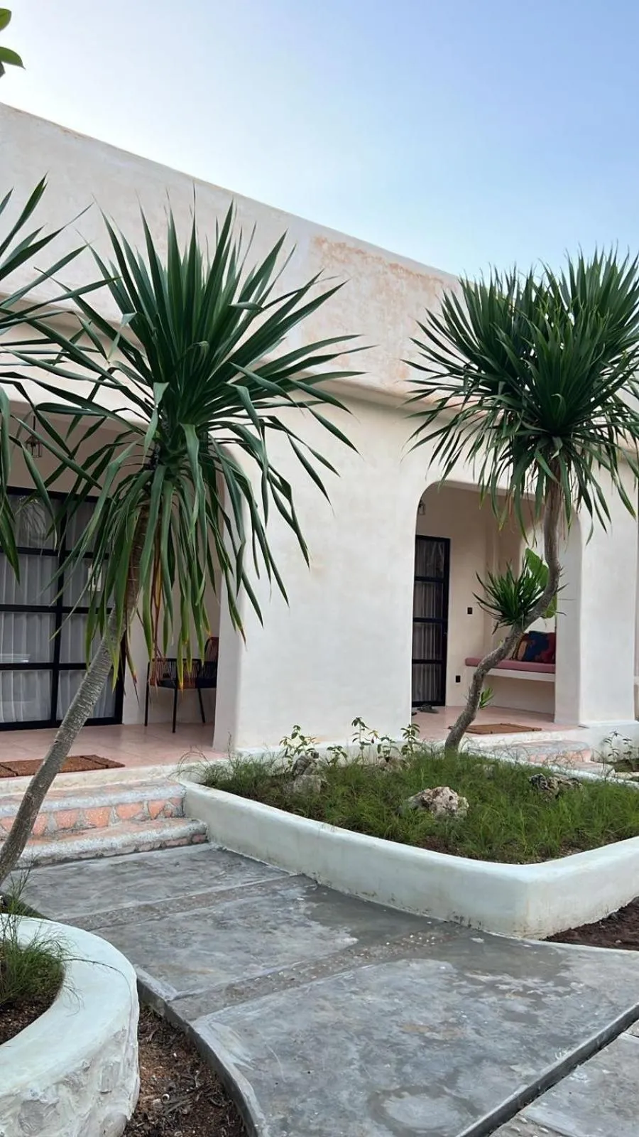 Property building in El Campo Mushroom