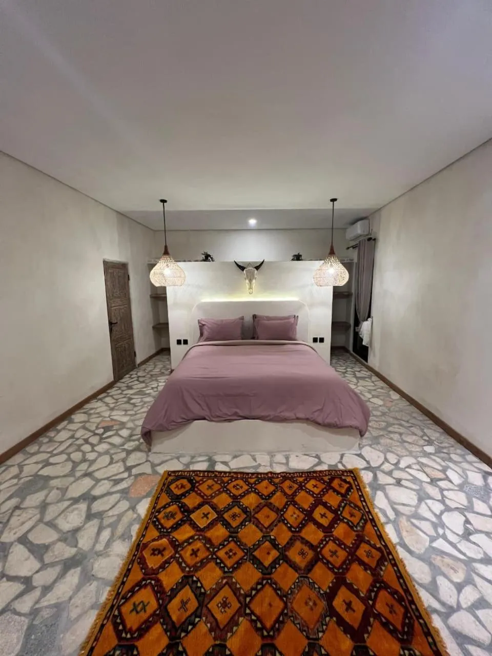 Bed in El Campo Mushroom