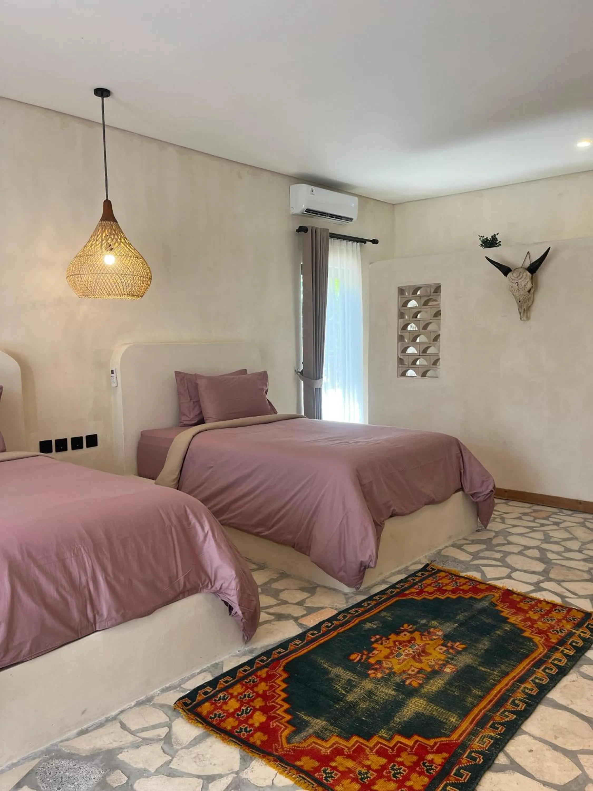 Bed in El Campo Mushroom