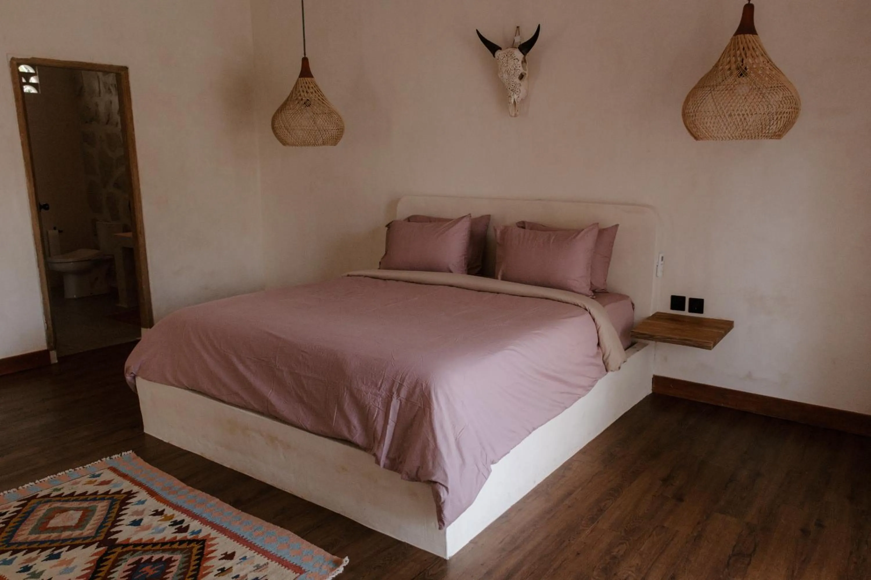 Bed in El Campo Mushroom