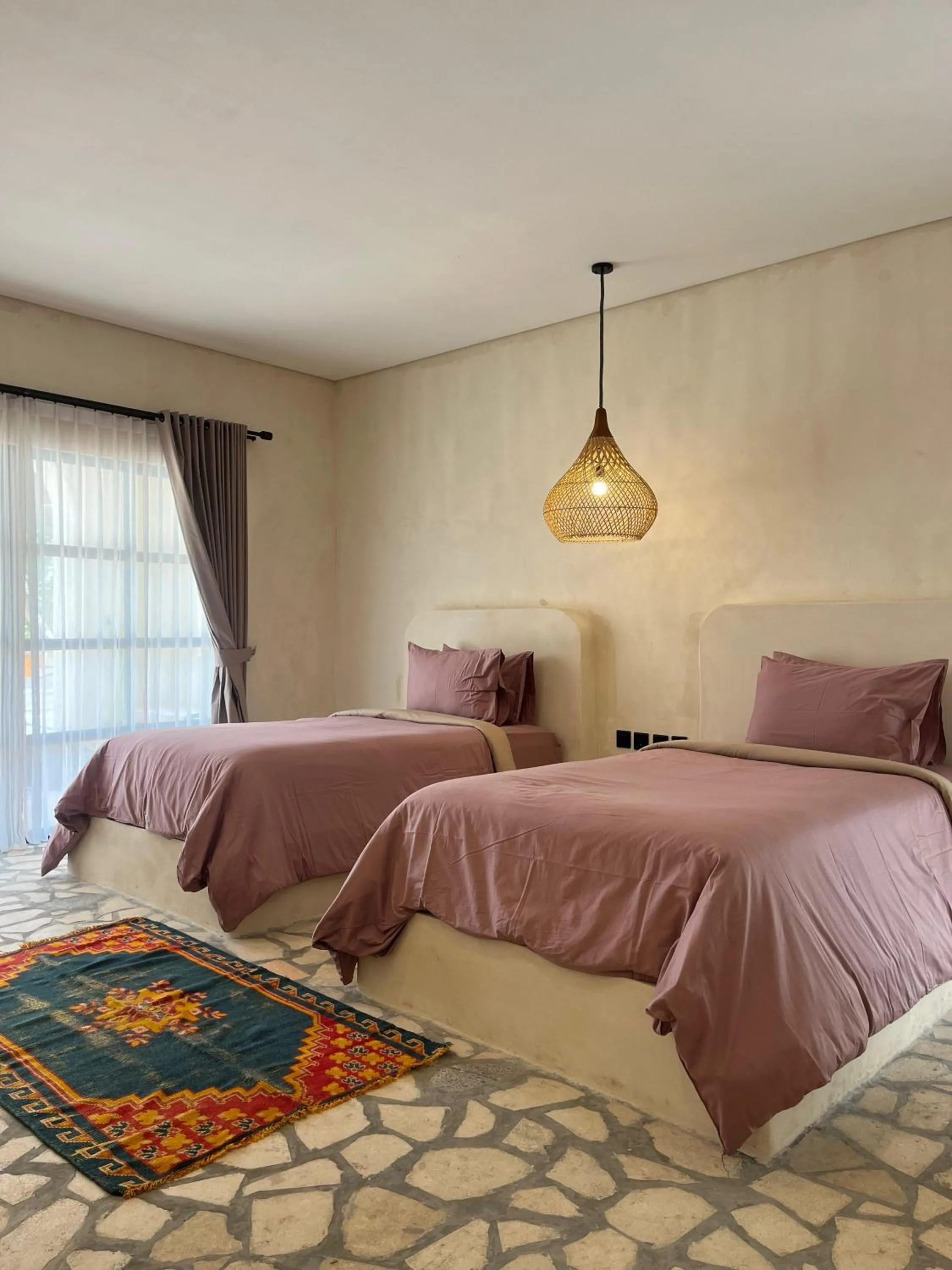 Bed in El Campo Mushroom