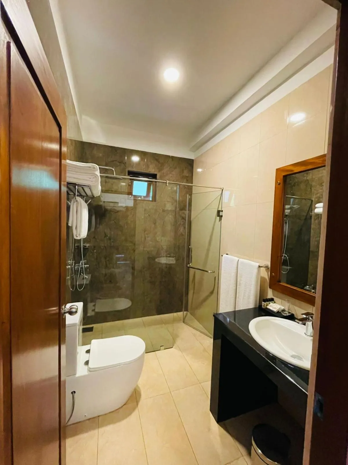 Deluxe Triple Room in Mirage Kandyan Heights