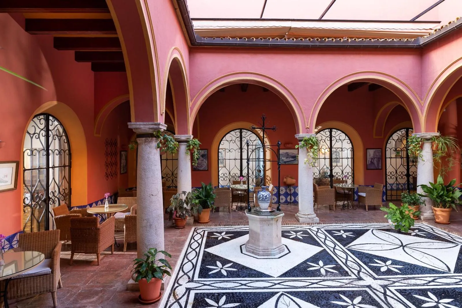 Patio in Parador de Arcos de la Frontera