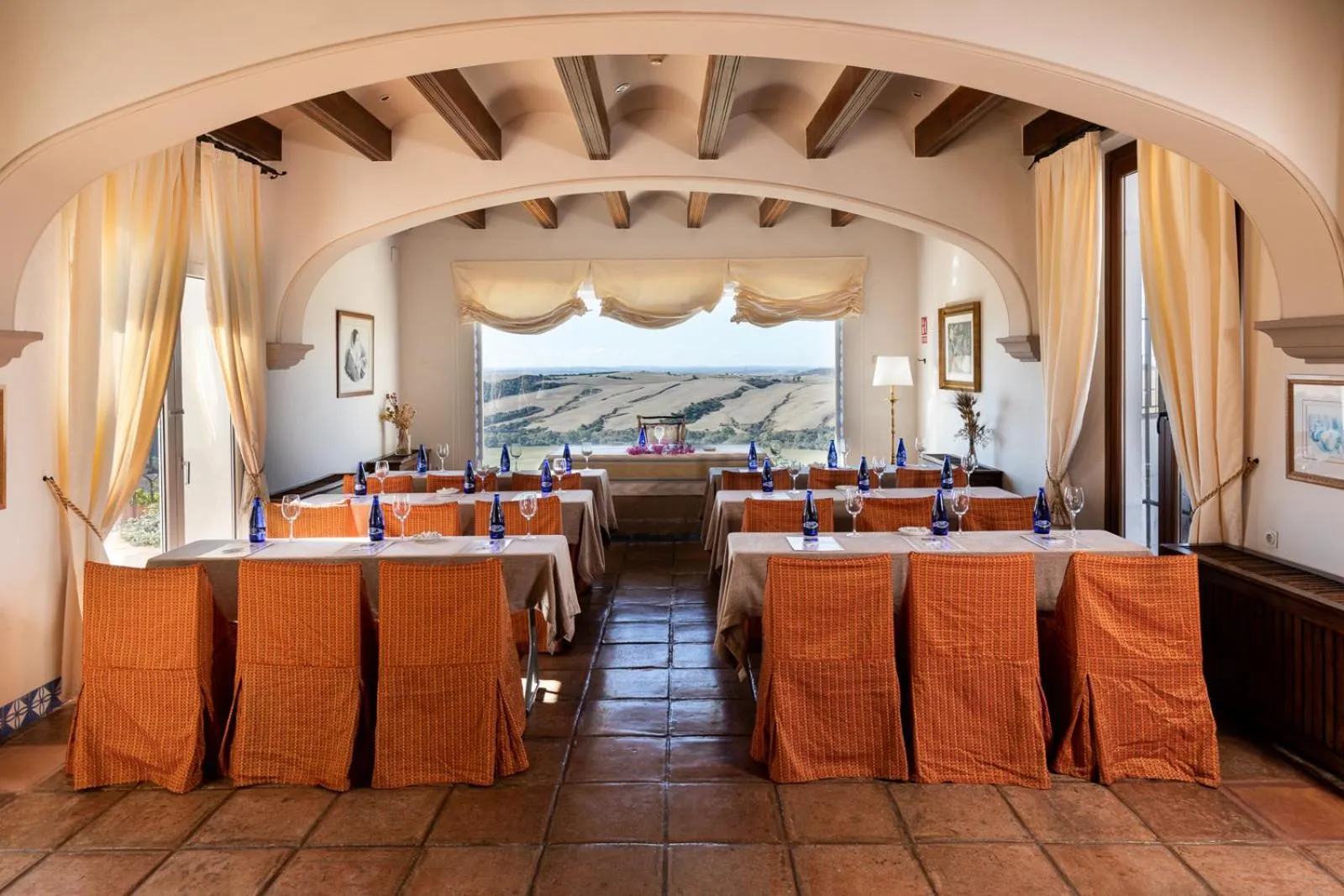 Lounge or bar in Parador de Arcos de la Frontera