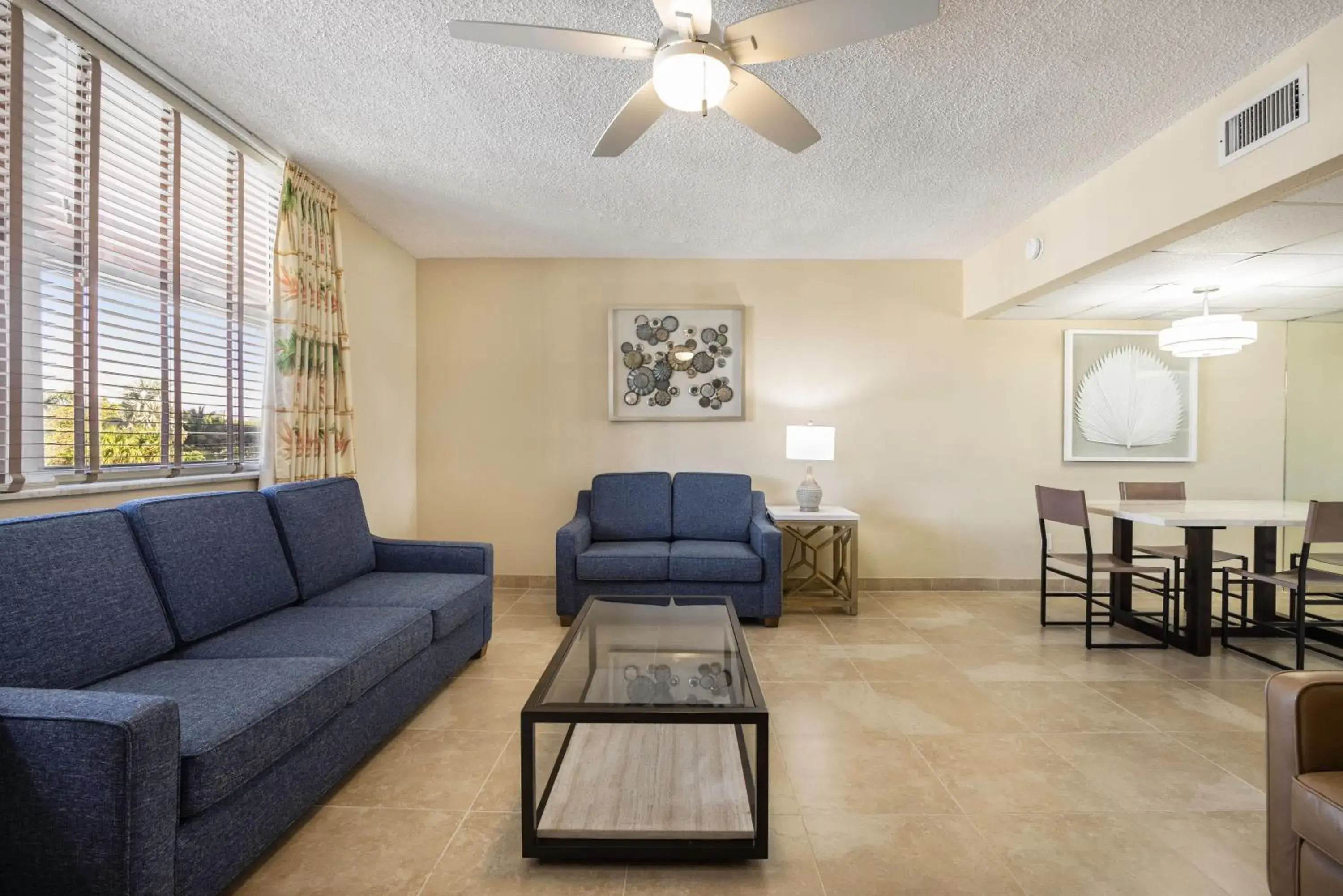 Living room, Seating Area in Coconut Bay Resort