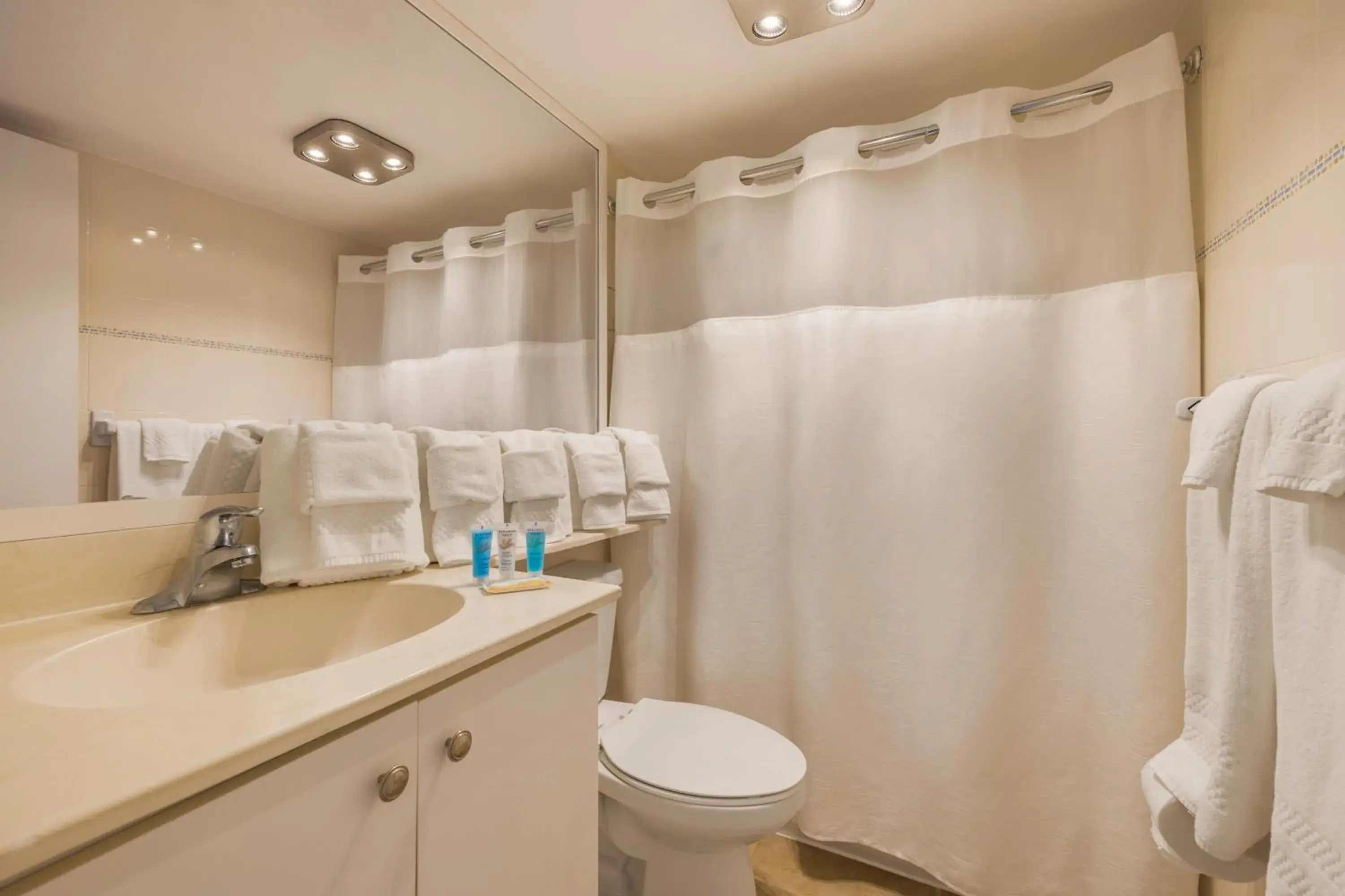 Bathroom in Coconut Bay Resort