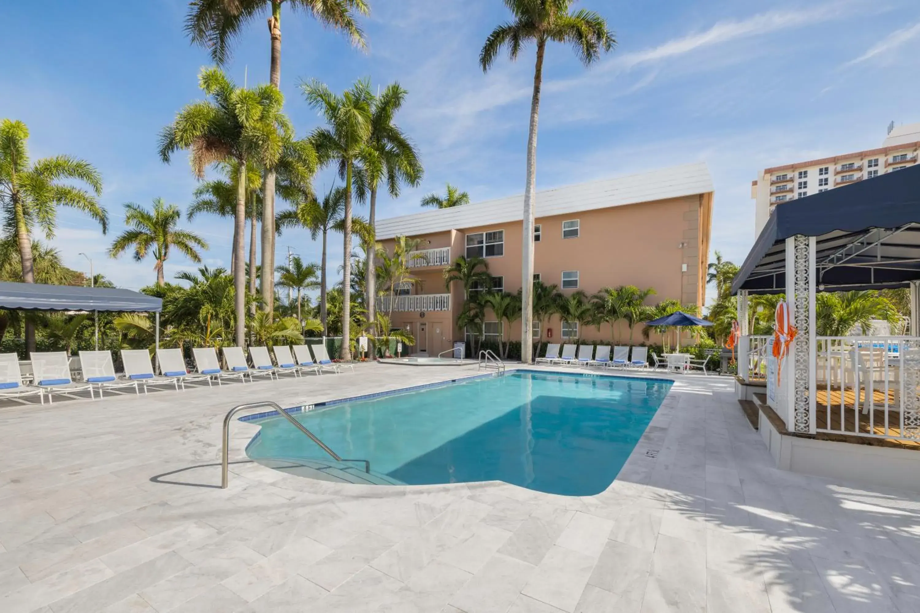 Pool view, Swimming Pool in Coconut Bay Resort