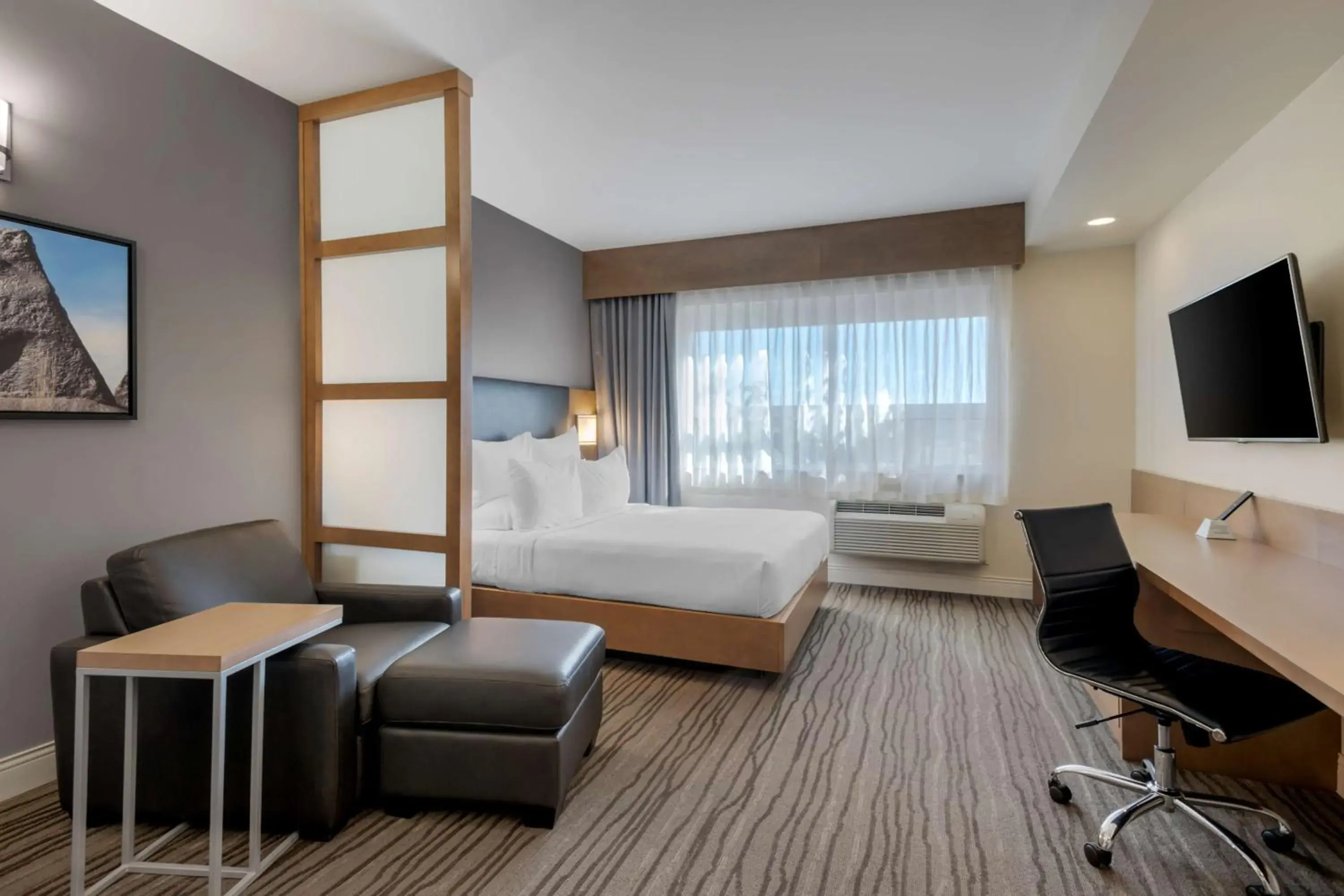 Queen Room with with Kitchenette and Shower - Non-Smoking in Best Western Plus Sawridge Suites Queen Room with with Kitchenette and Shower - Non-Smoking in Best Western Plus Sawridge Suites