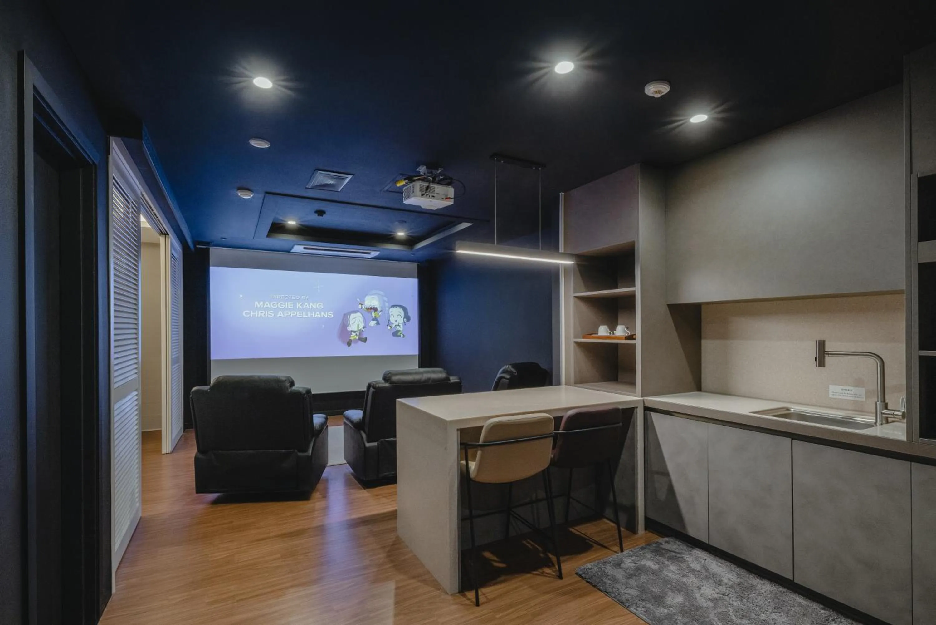 Felix by STX Hotel & Suite