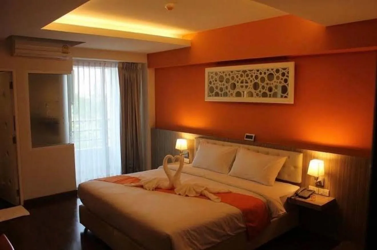 Bed in KANN Pattaya Hotel