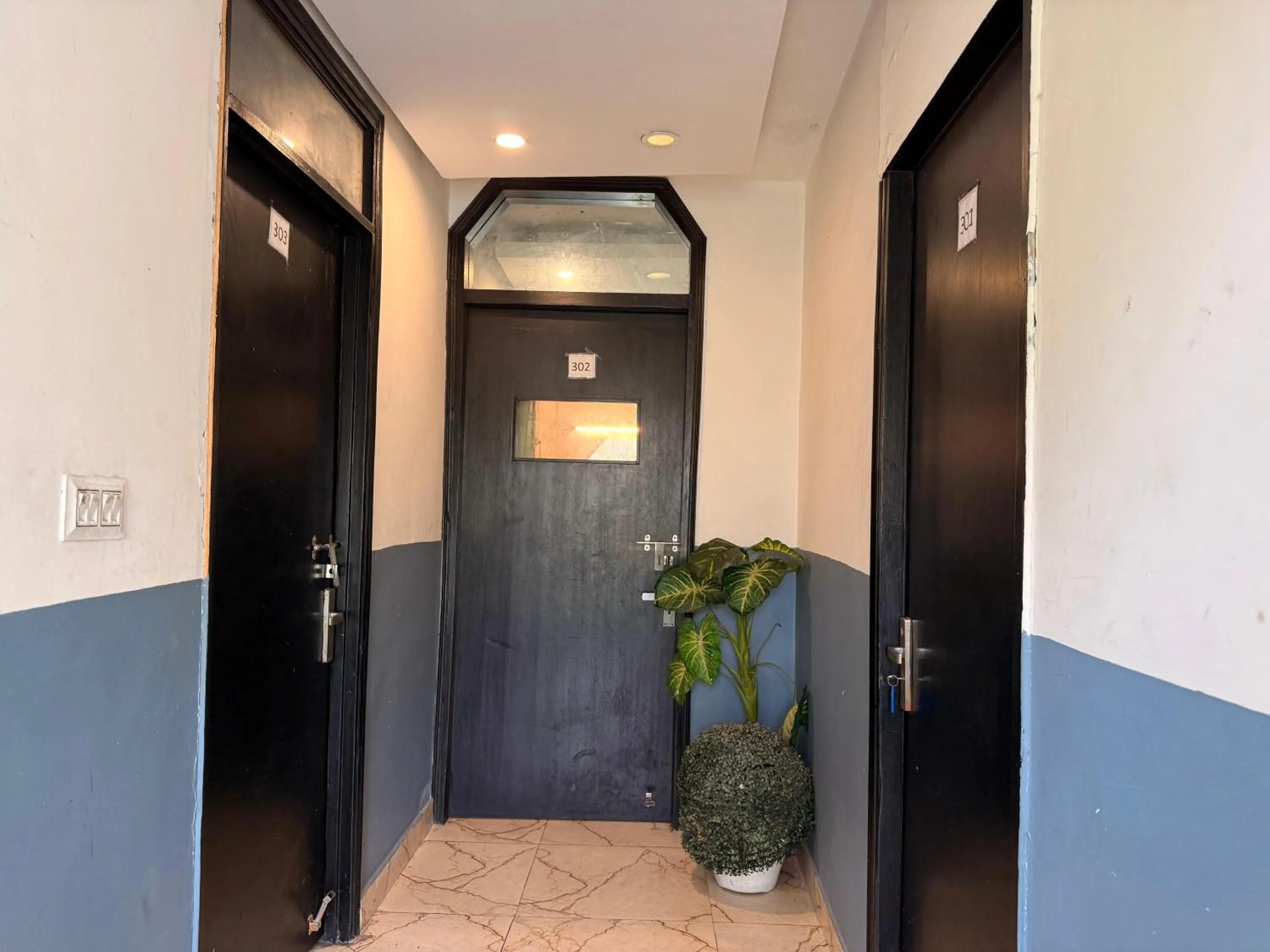Lobby or reception in Hotel Hauz Khas Inn Near Hauz Khas Fort and Deer Park