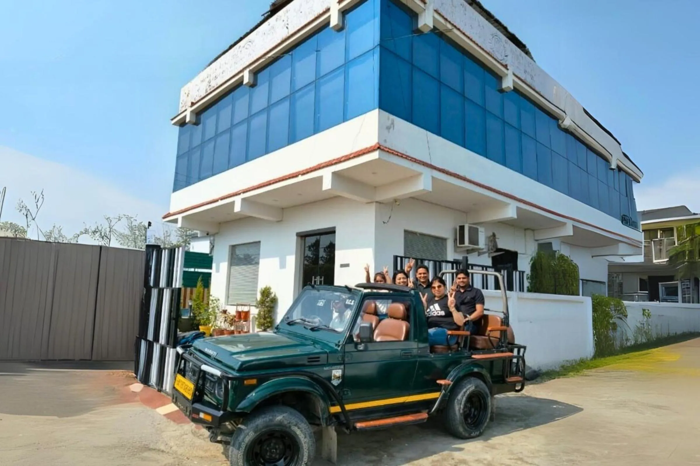 Property building in Three Heavens Corbett