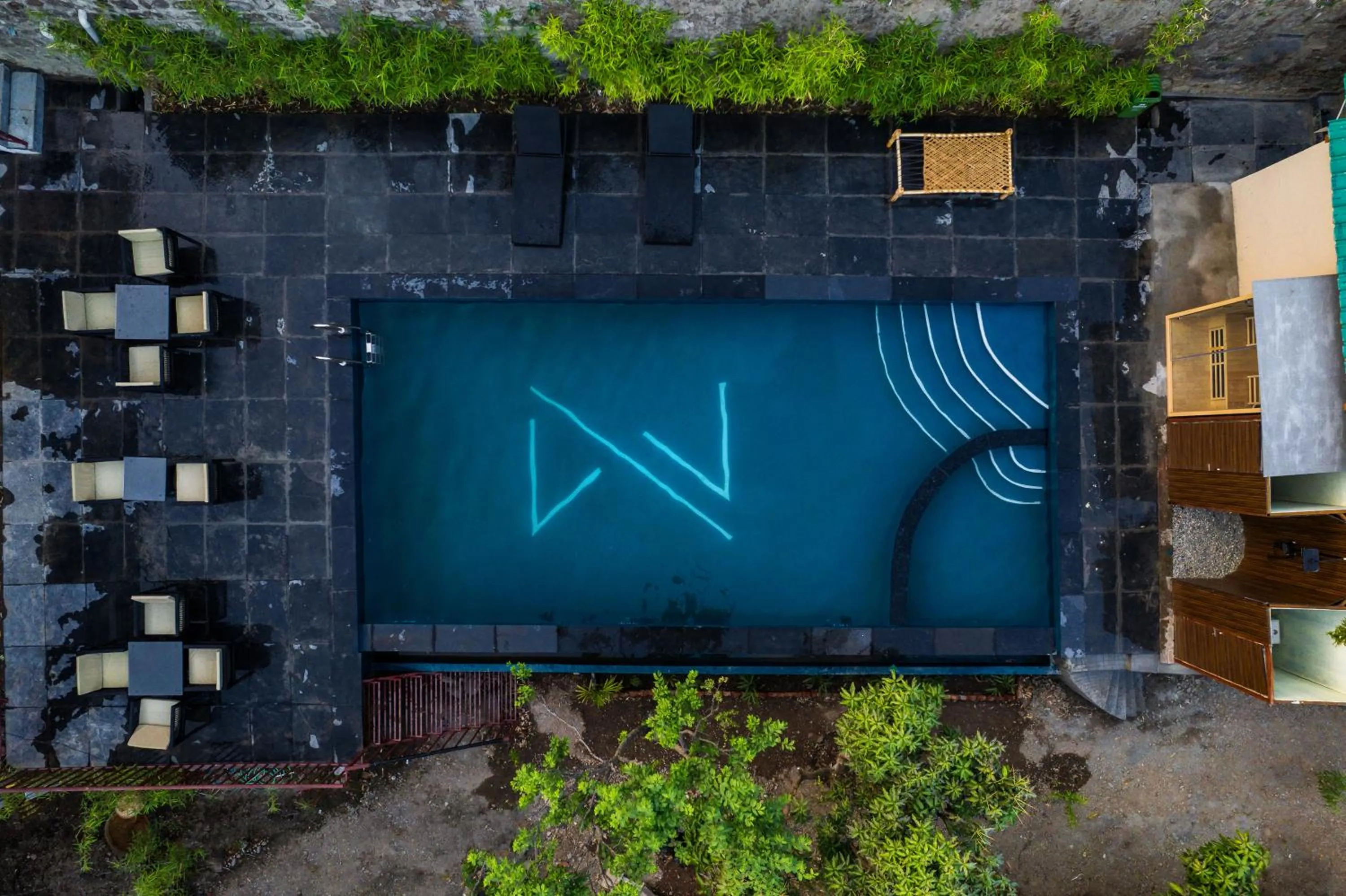 Swimming pool in Maati Resort by The Lake Hill