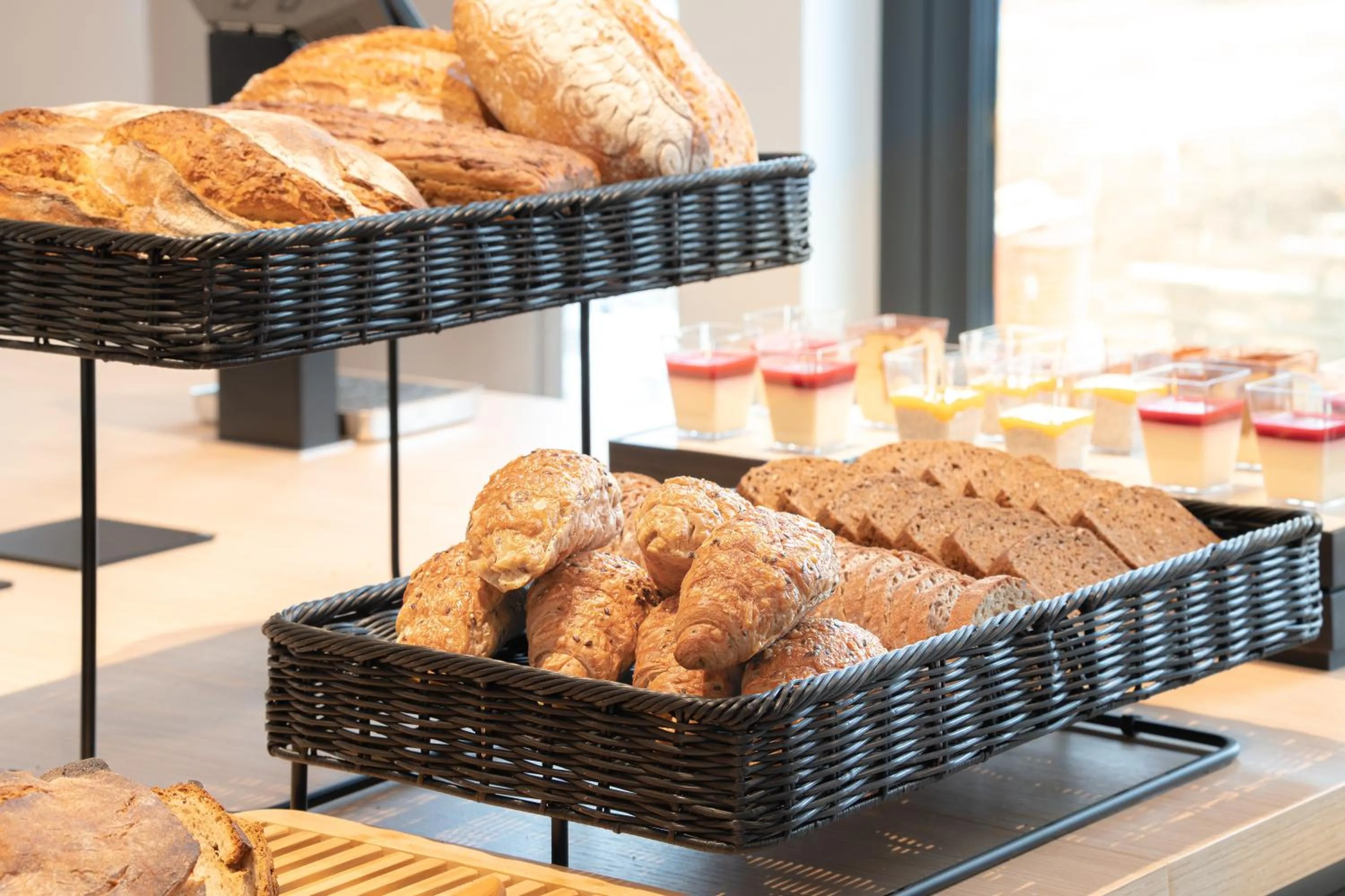 Restaurant/places to eat in WE Hotel EXPO Prague