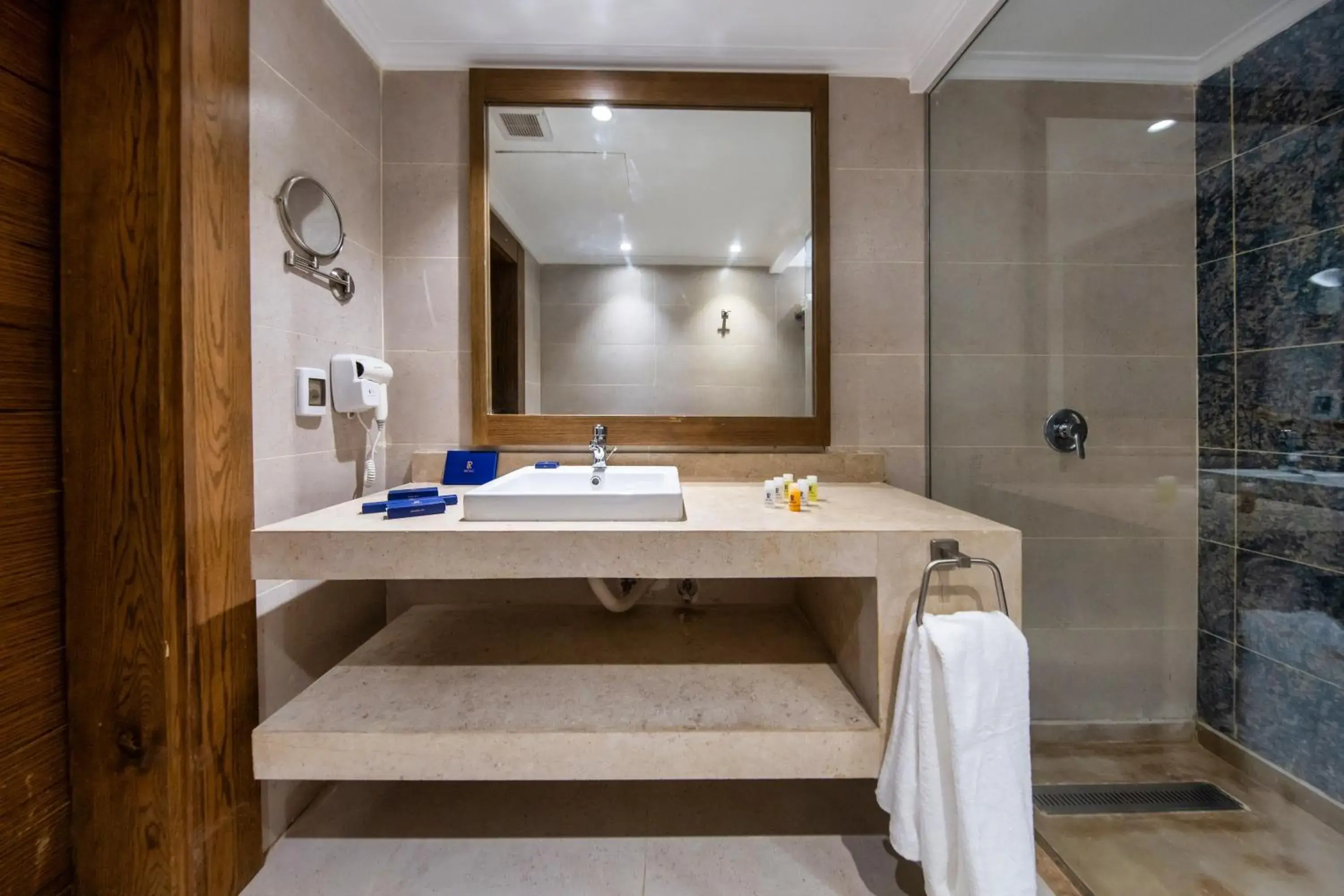 Double Room - single occupancy in Retac Abu Simbel Nefertari Hotel Double Room - single occupancy in Retac Abu Simbel Nefertari Hotel