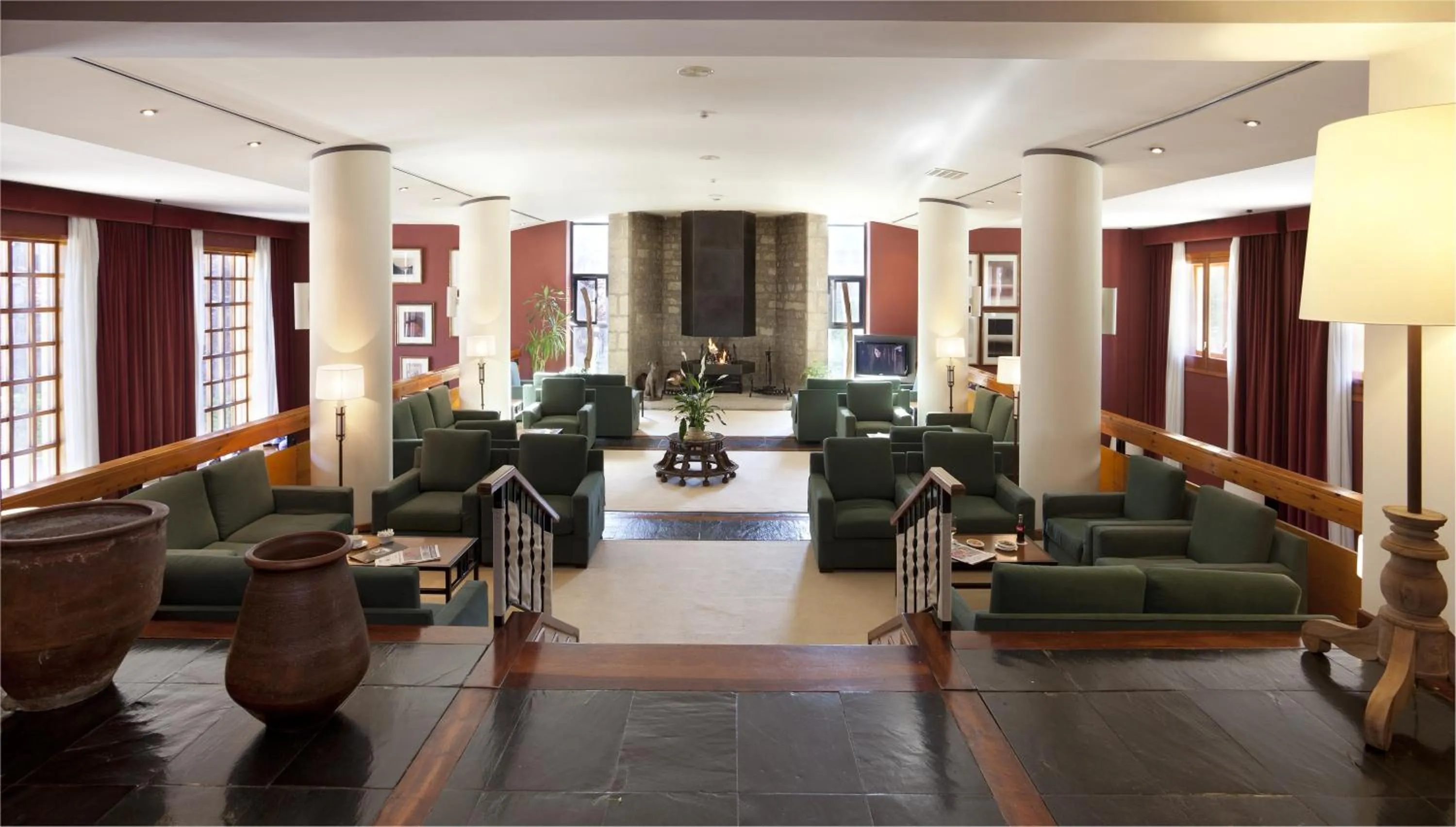 Lounge or bar in Parador de Artíes