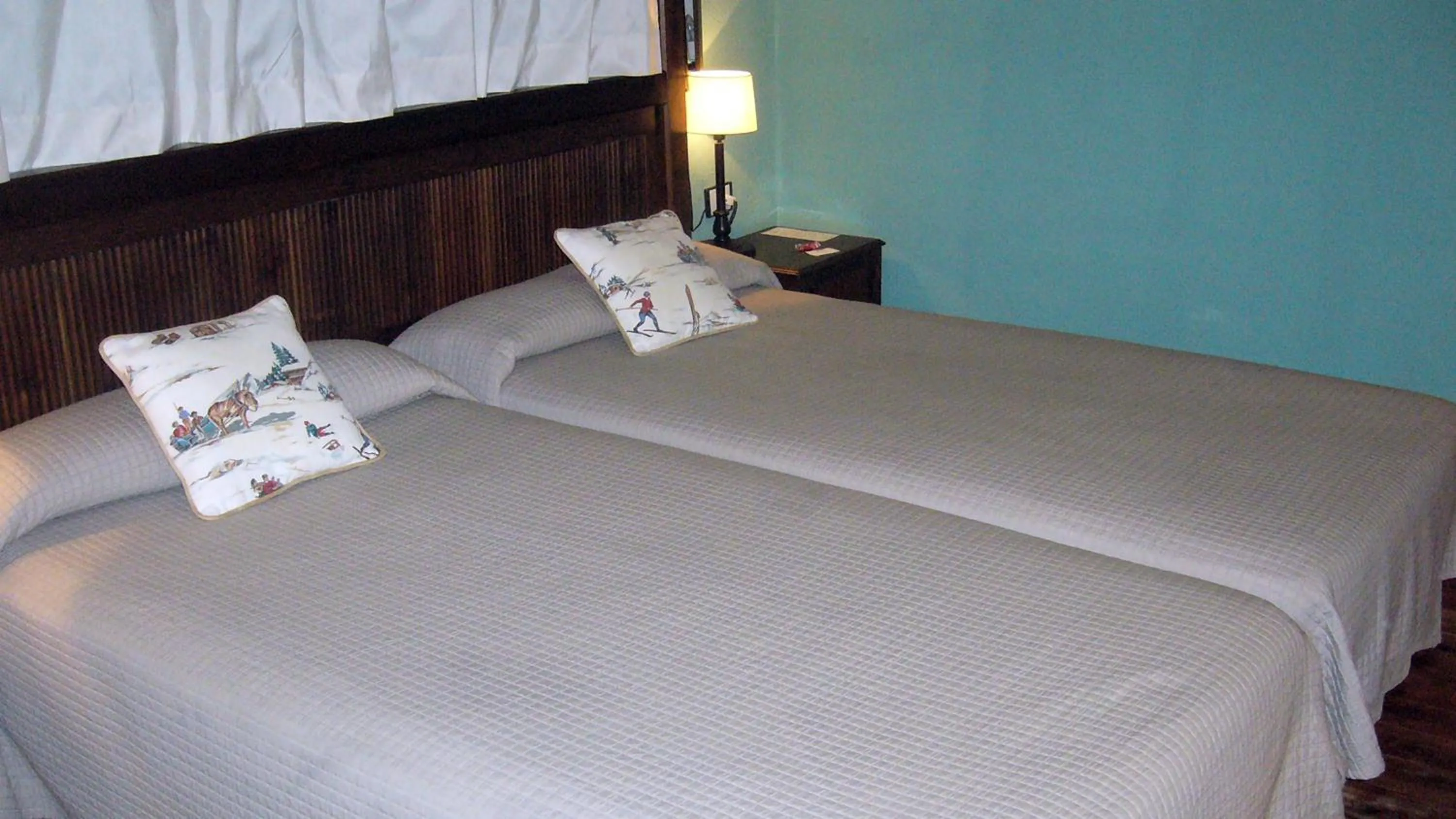 Bedroom, Bed in Parador de Artíes