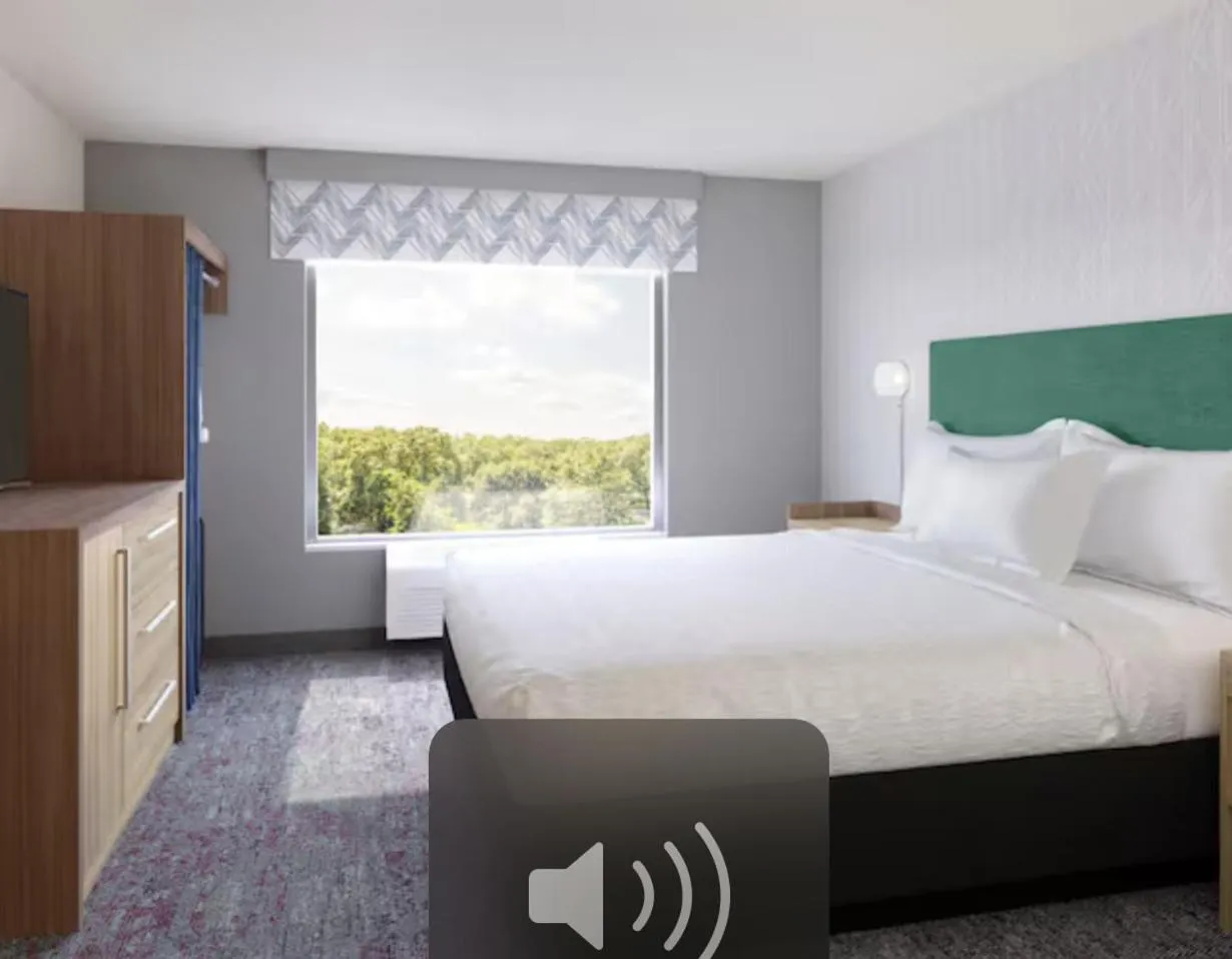 Bed in Home2 Suites By Hilton Lebanon