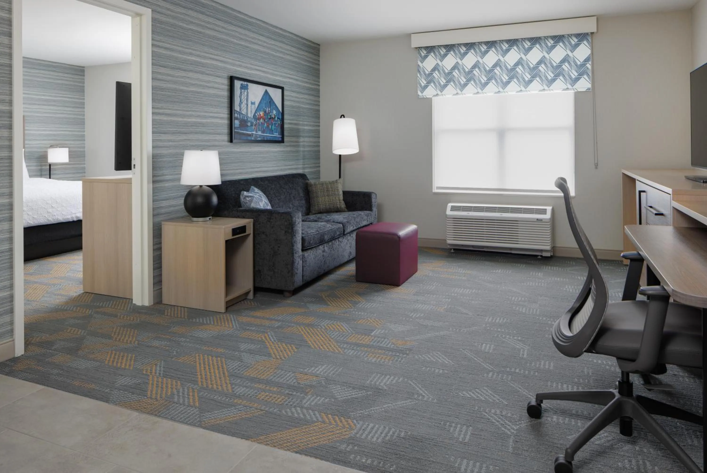 Communal lounge/ TV room, Bed in Home2 Suites By Hilton Kittery