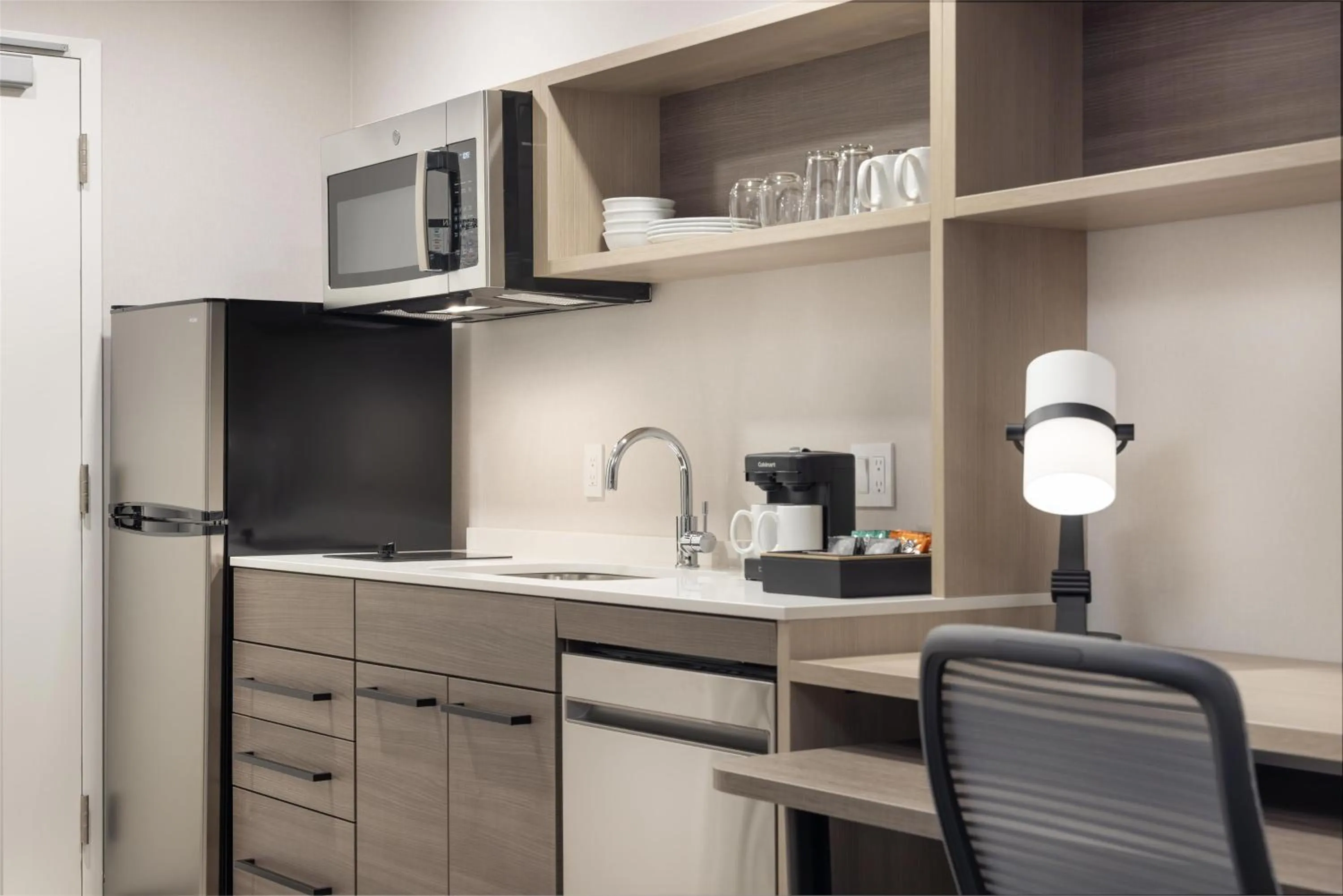 Kitchen or kitchenette in Home2 Suites By Hilton Kittery