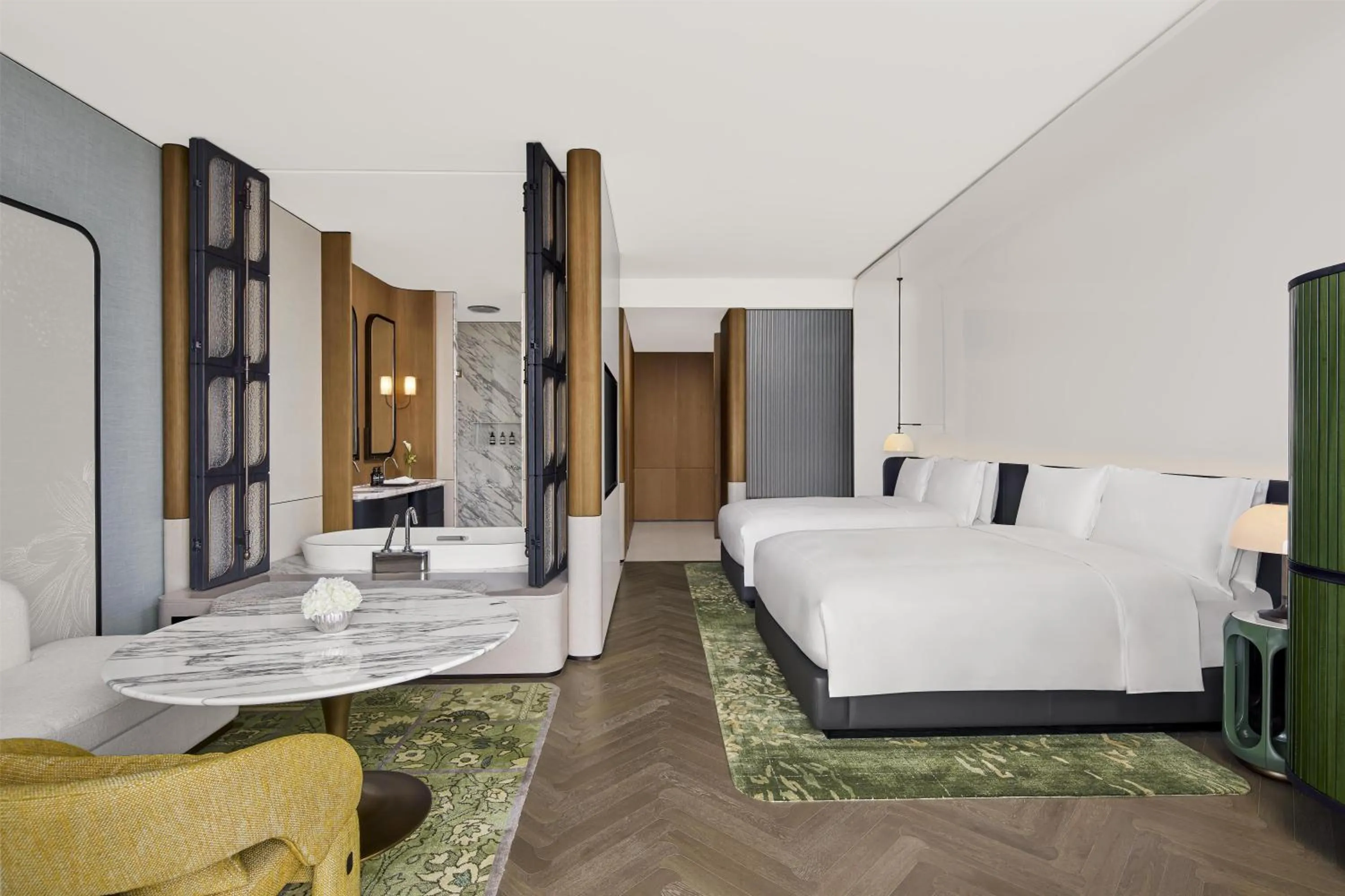 Deluxe Queen Room with Two Queen Beds - single occupancy in Waldorf Astoria Shanghai Qiantan