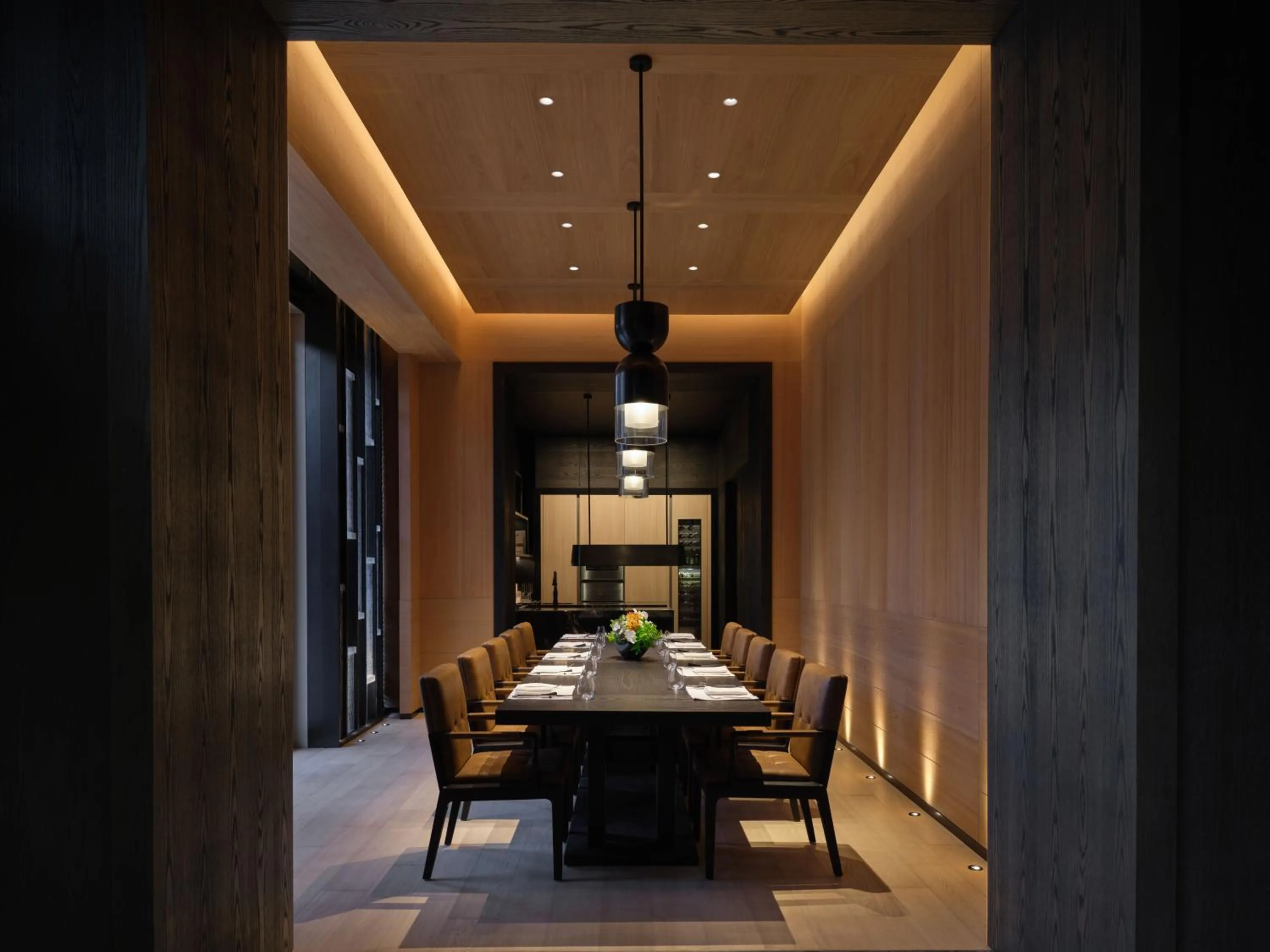 Restaurant/places to eat in Waldorf Astoria Shanghai Qiantan