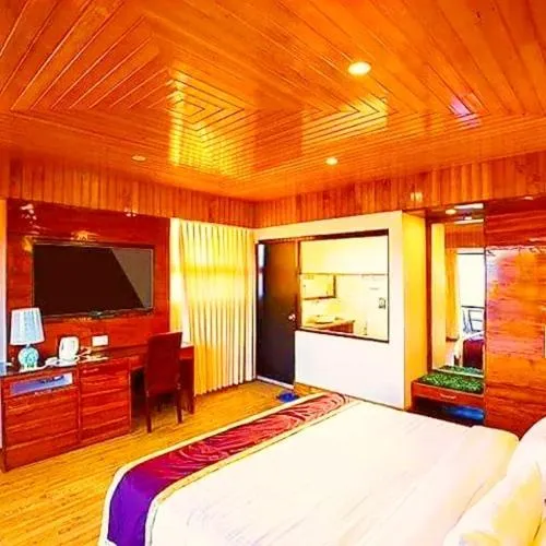 Bed in The Yakha Retreat