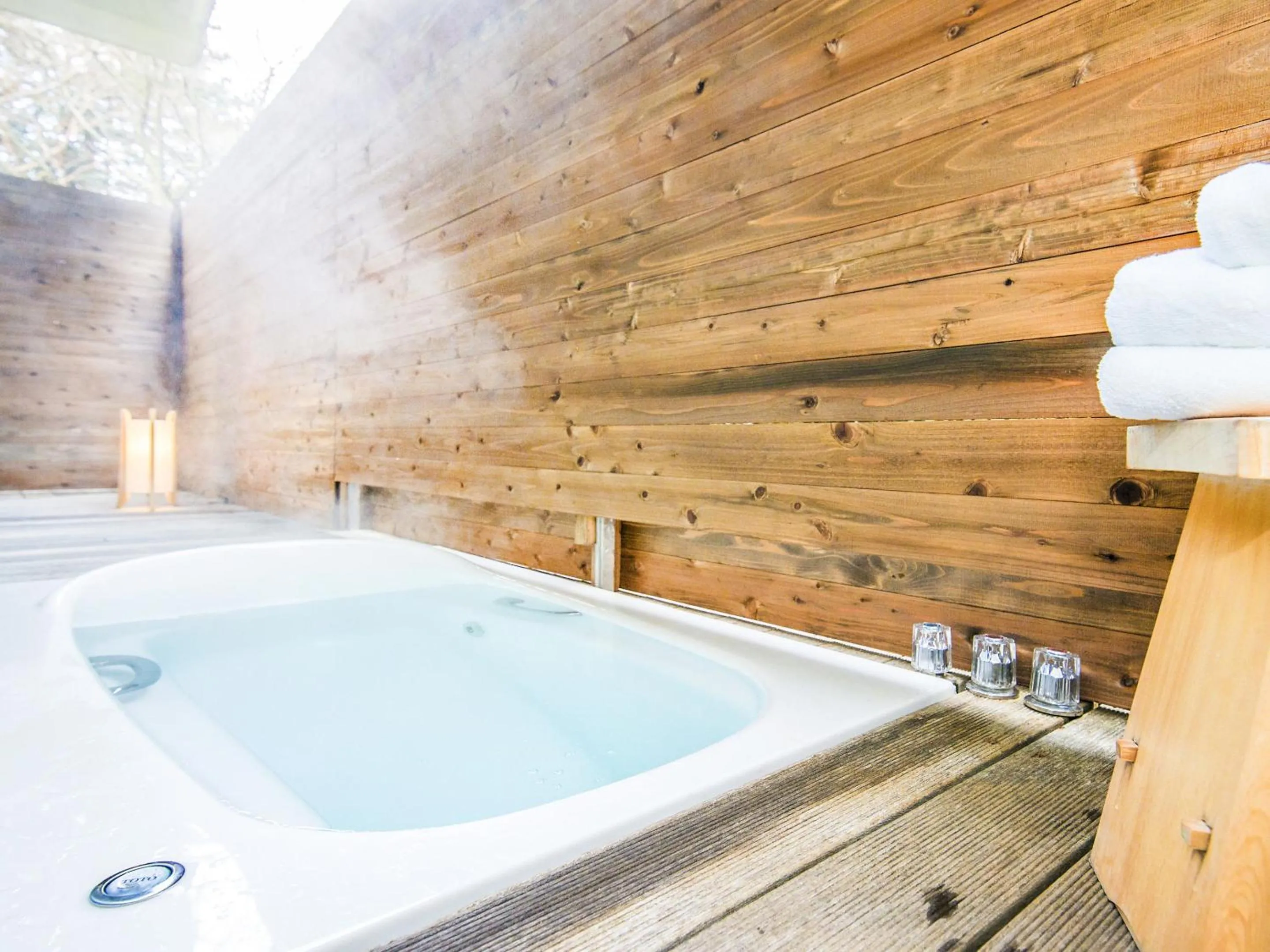 Photo of the whole room in TKP Lectore Hakone Gora