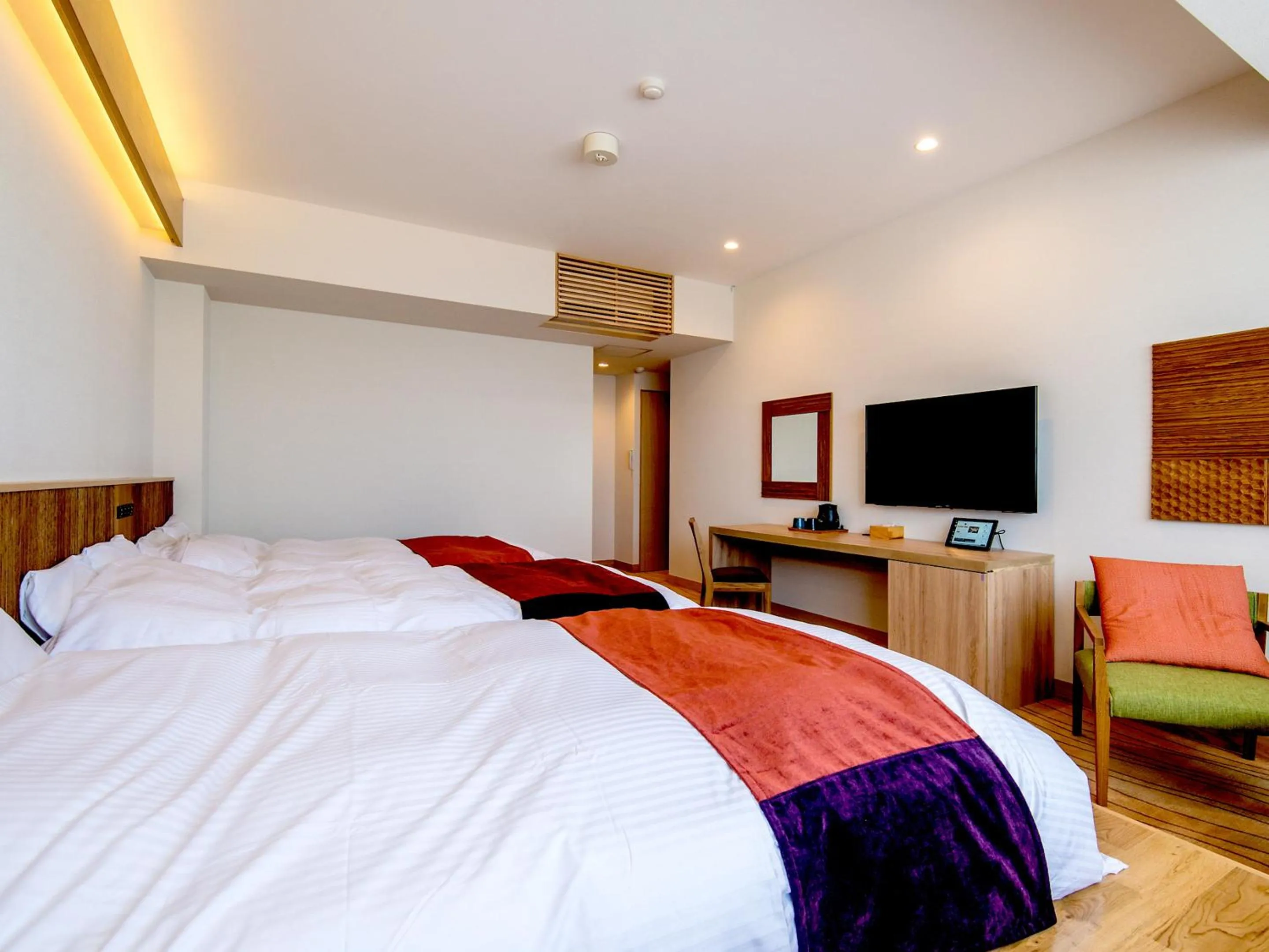 Photo of the whole room, Bed in Lectore Atami Momoyama - TKP Hotels & Resorts