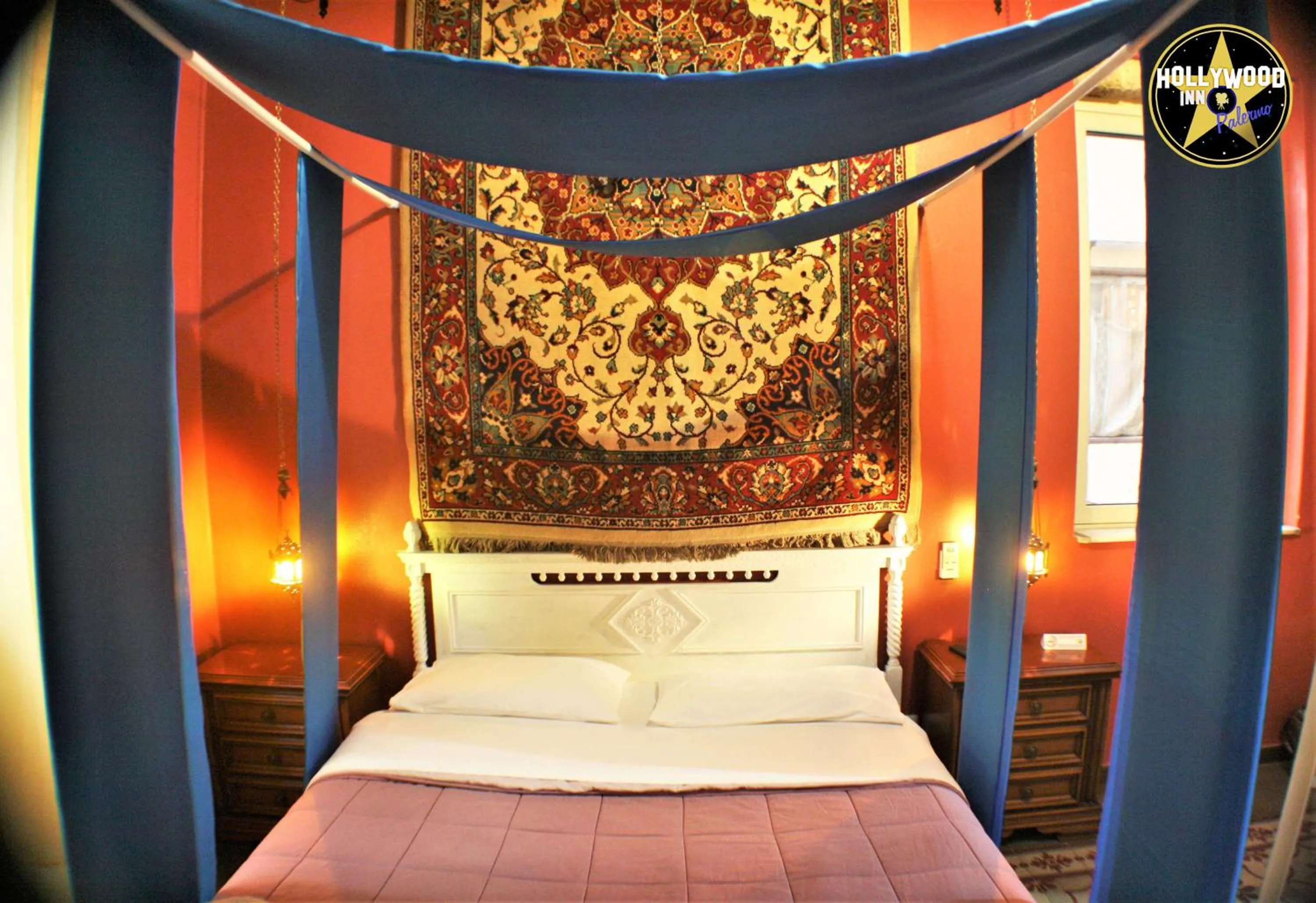 Bed in Hollywood Inn Palermo
