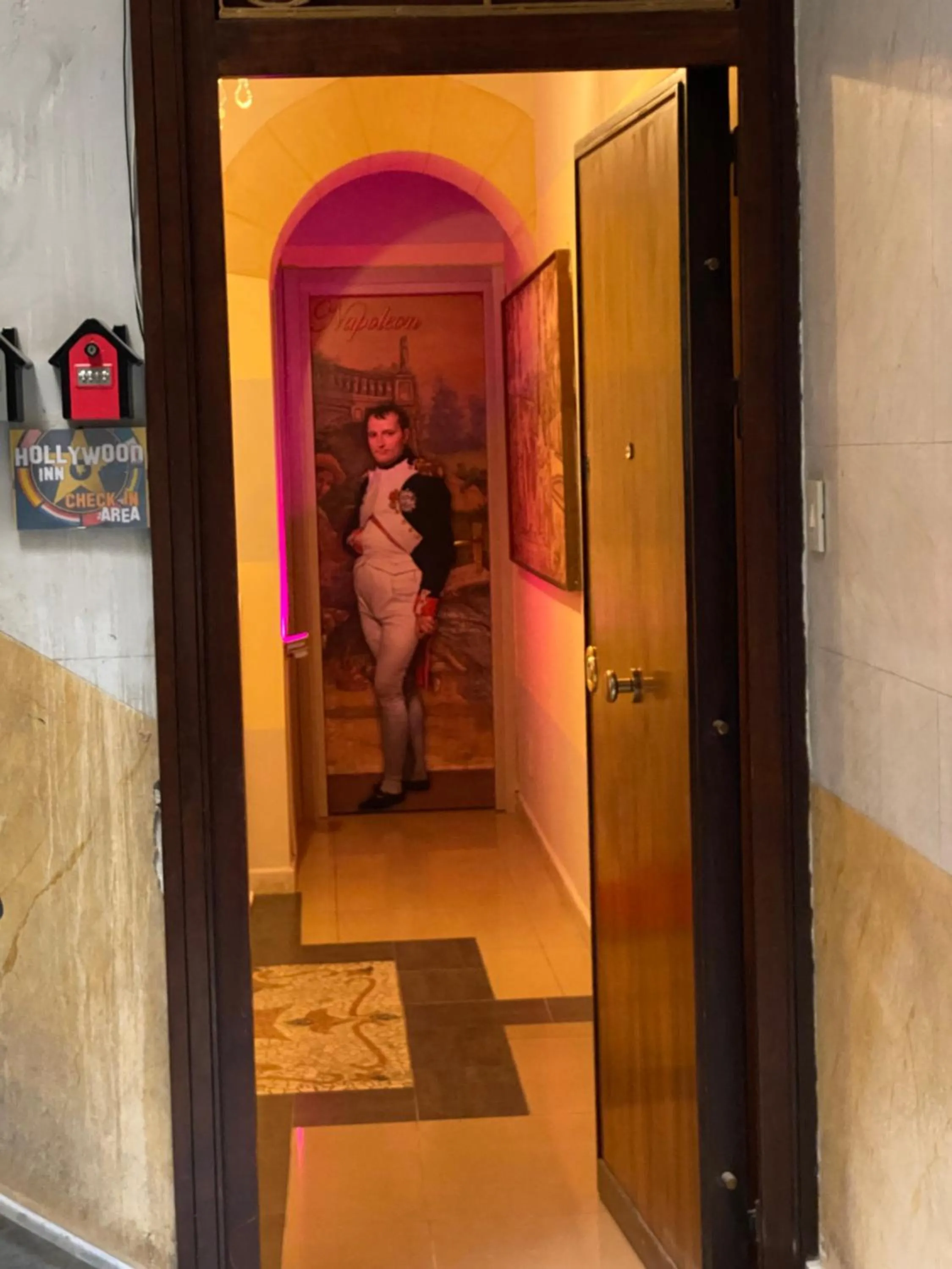 Hollywood Inn Palermo