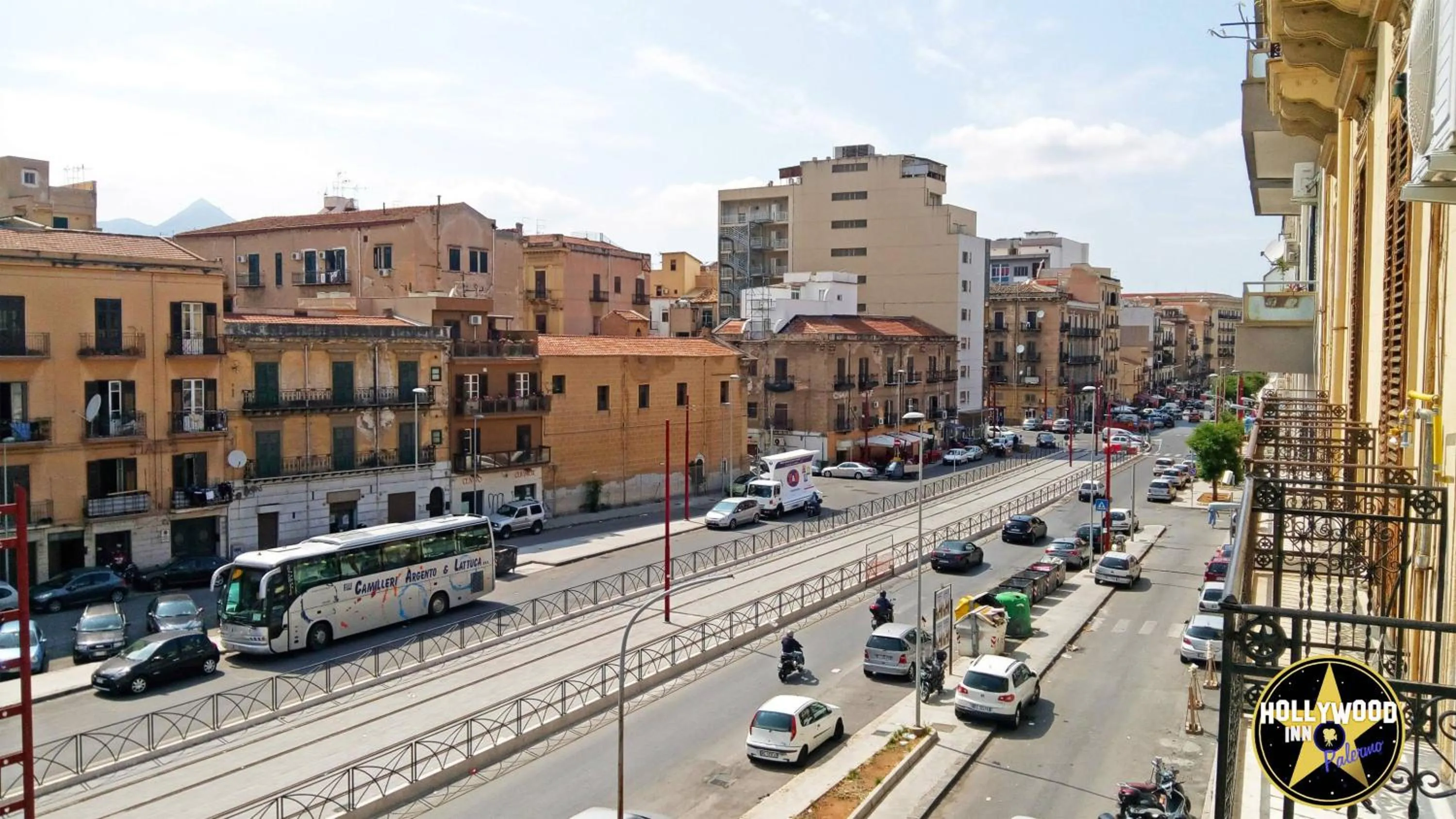 Neighbourhood in Hollywood Inn Palermo