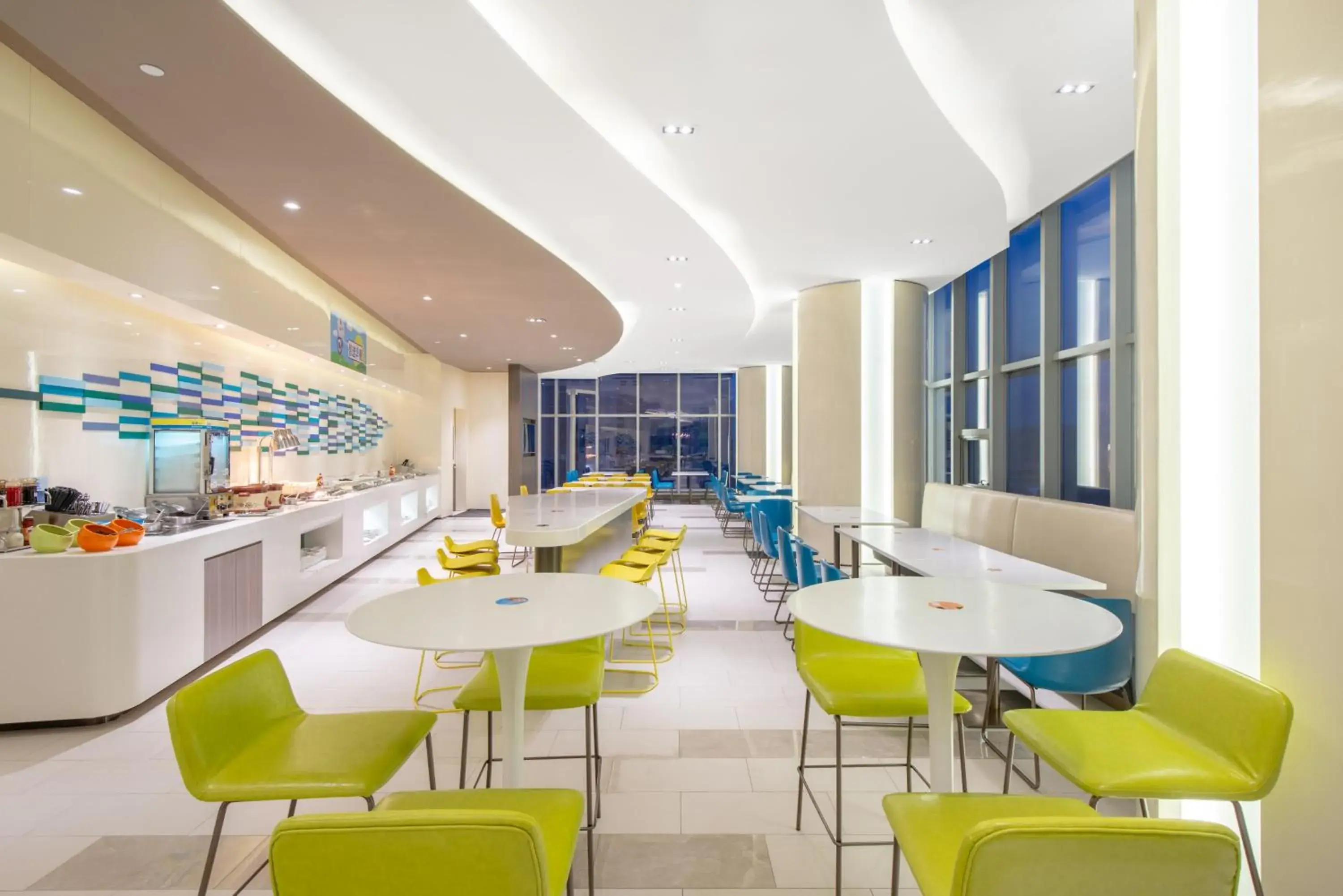 Breakfast in Holiday Inn Express Changzhou Lanling by IHG Breakfast in Holiday Inn Express Changzhou Lanling by IHG