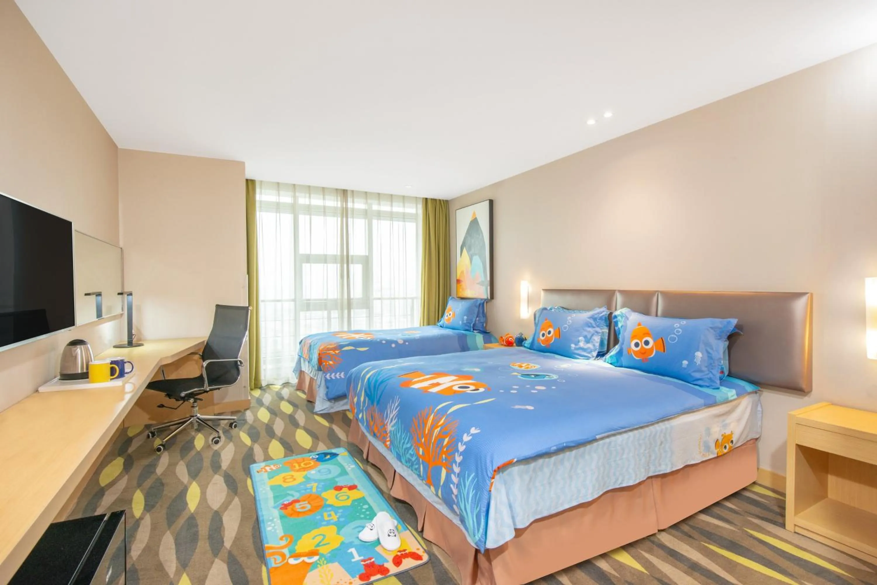Photo of the whole room, Bed in Holiday Inn Express Changzhou Lanling by IHG