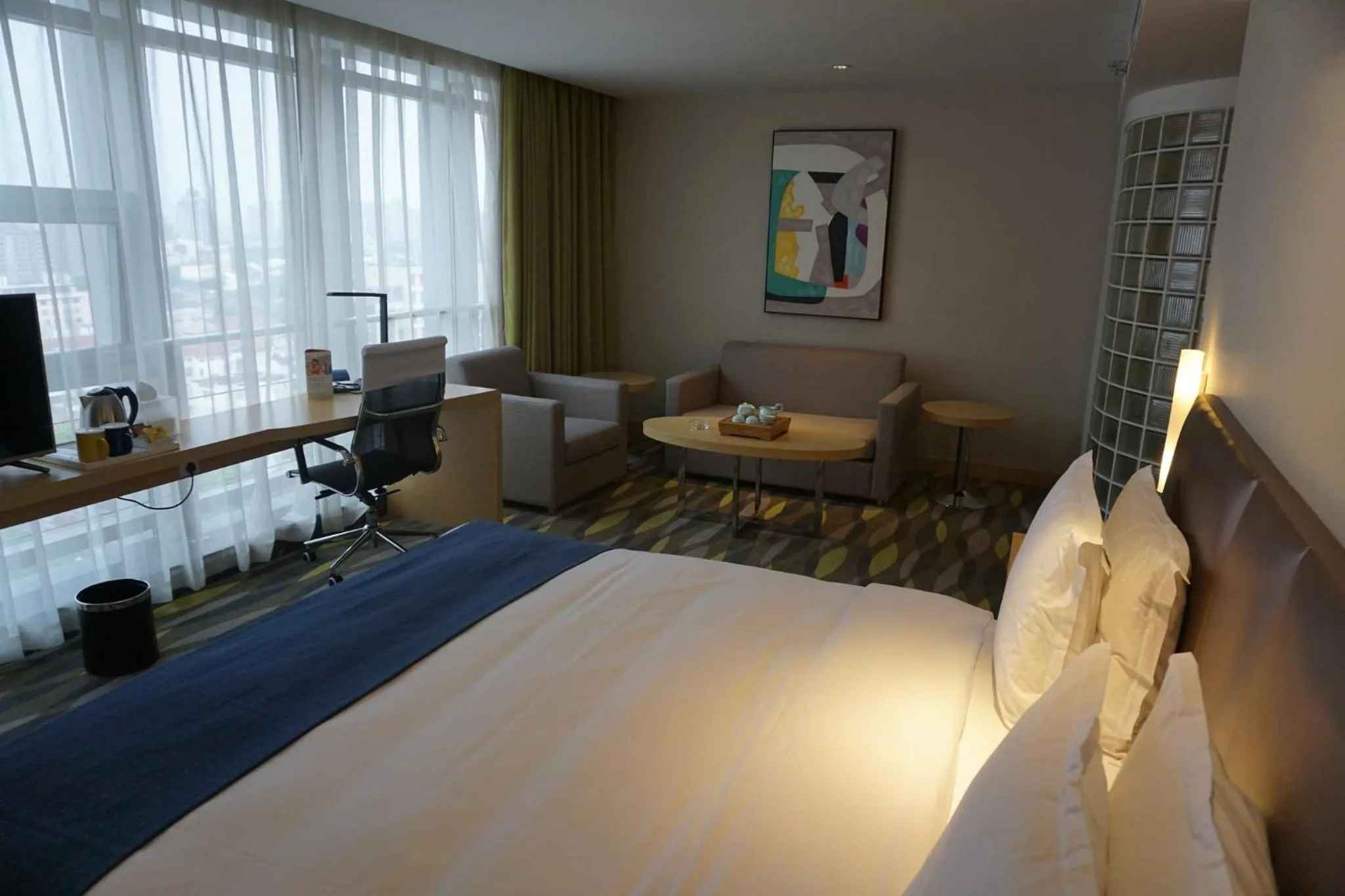 Photo of the whole room, Bed in Holiday Inn Express Changzhou Lanling by IHG